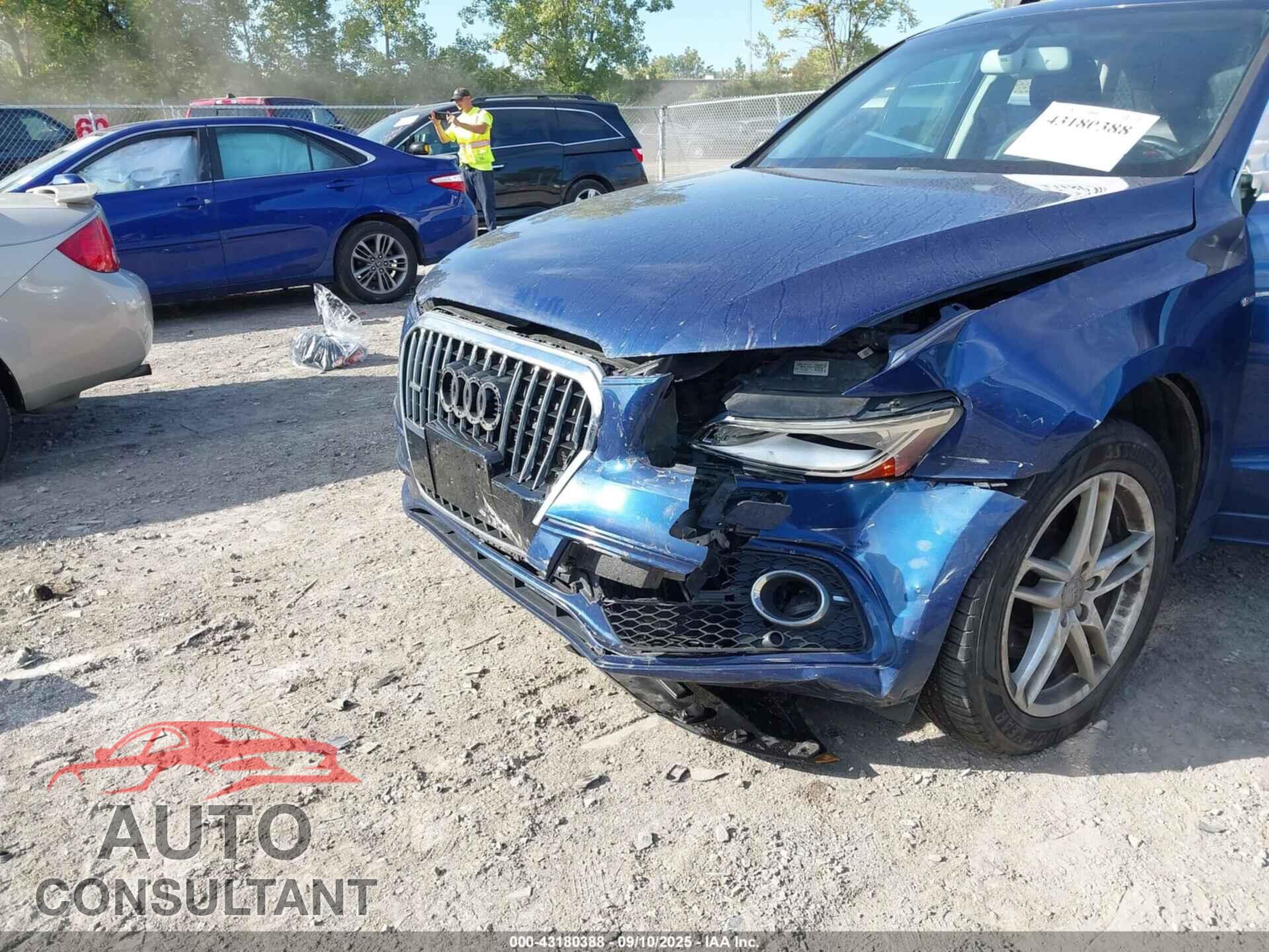 AUDI Q5 2014 - WA1DGAFP8EA100978