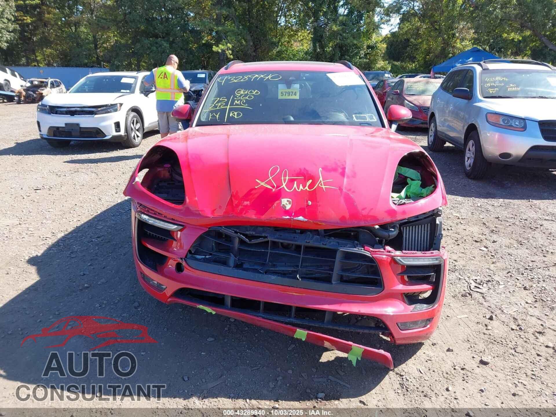 PORSCHE MACAN 2017 - WP1AG2A59HLB53653