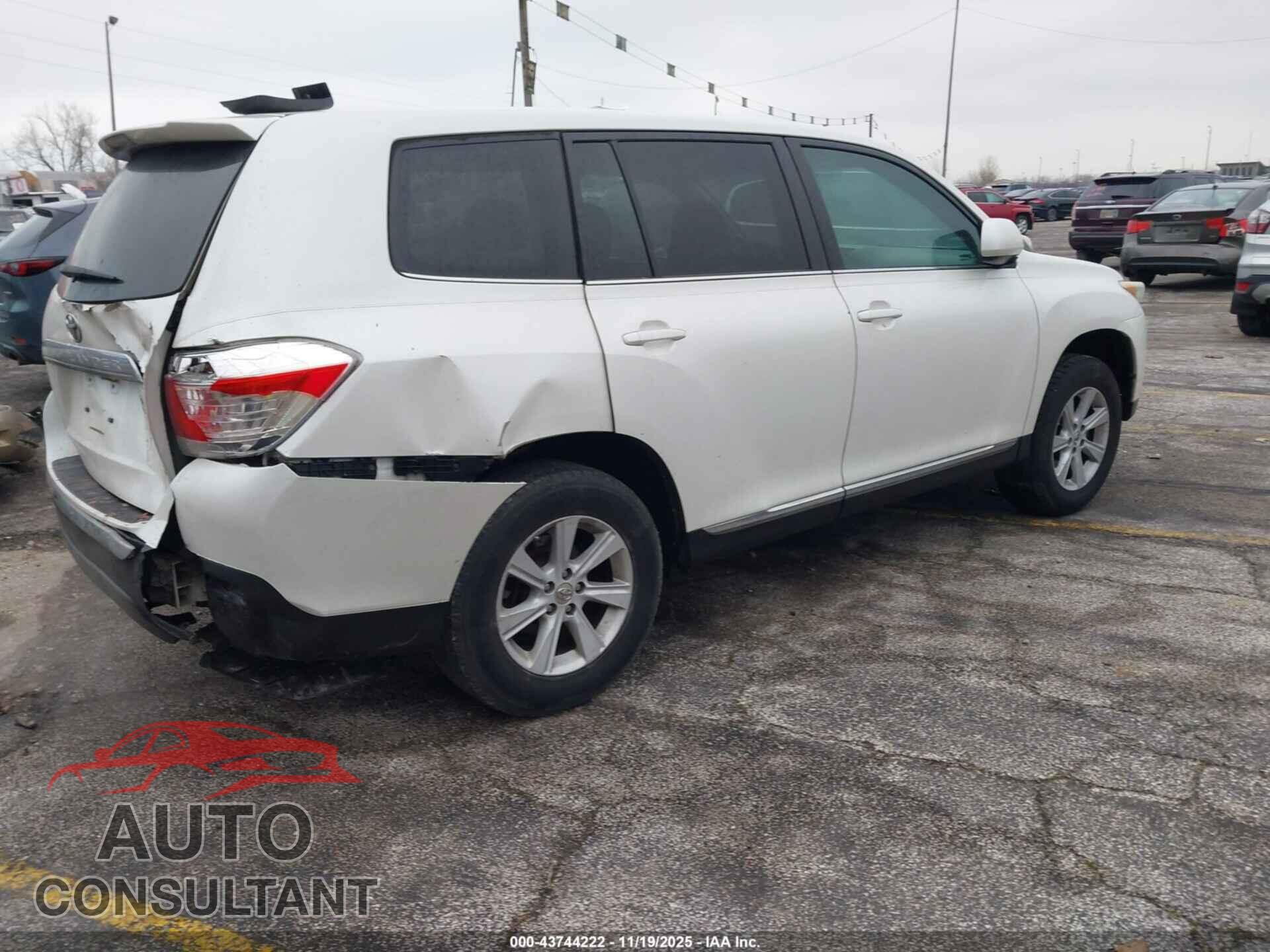 TOYOTA HIGHLANDER 2013 - 5TDZK3EH8DS104689
