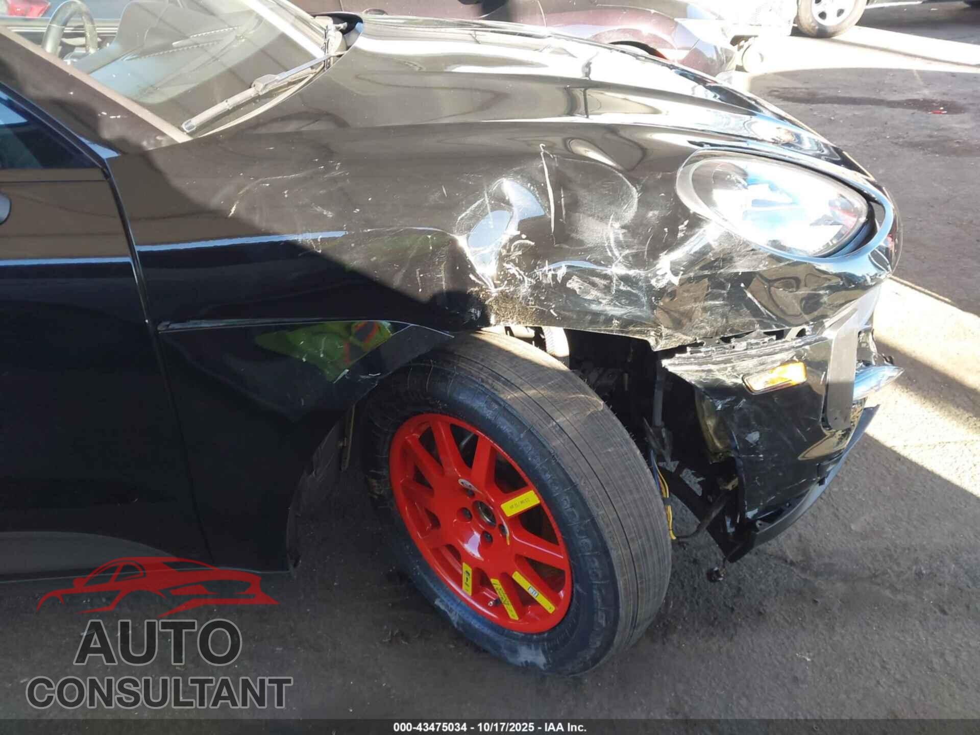 PORSCHE MACAN 2021 - WP1AB2A53MLB35576