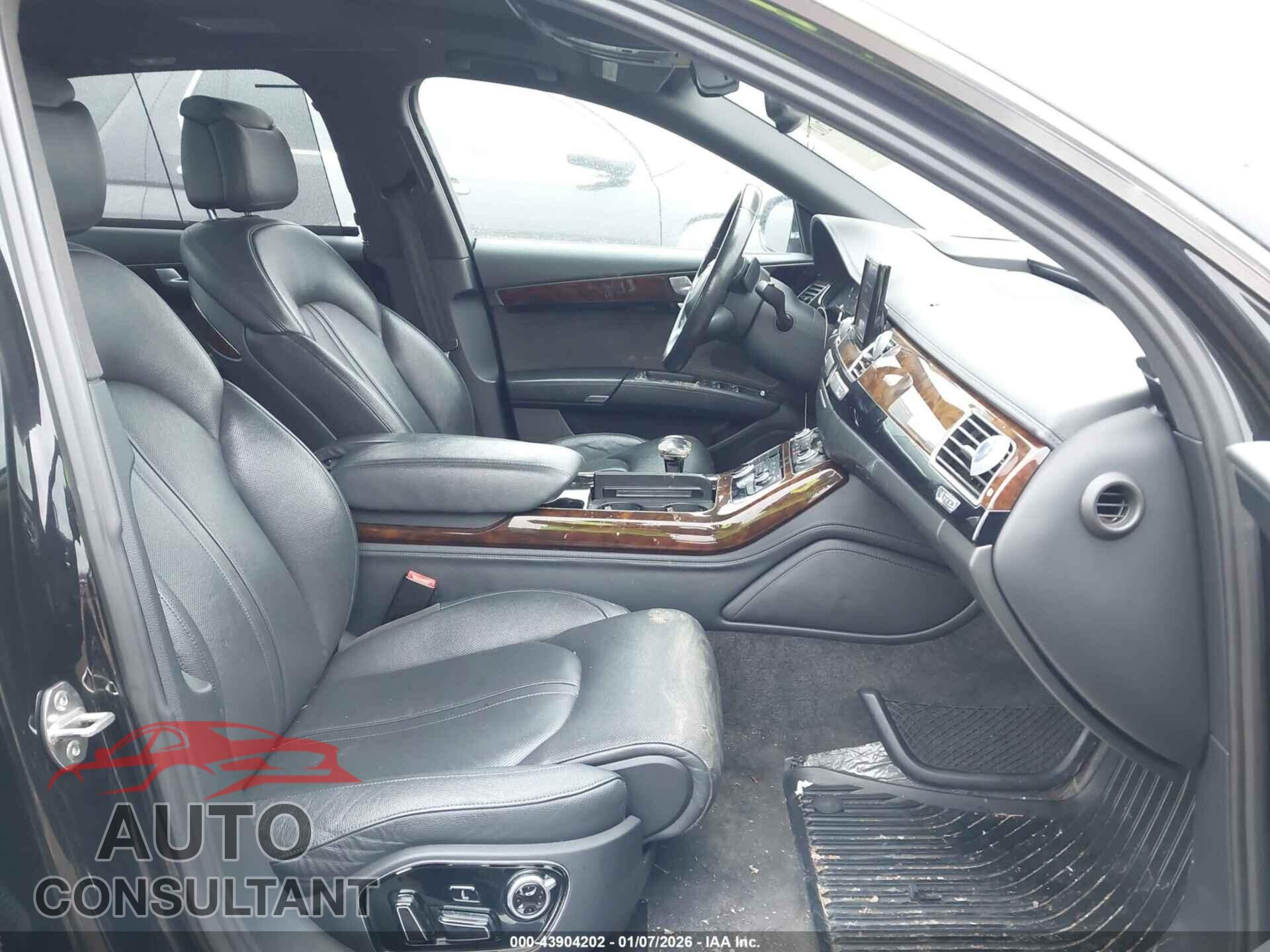 AUDI A8 L 2015 - WAU32AFD0FN040028