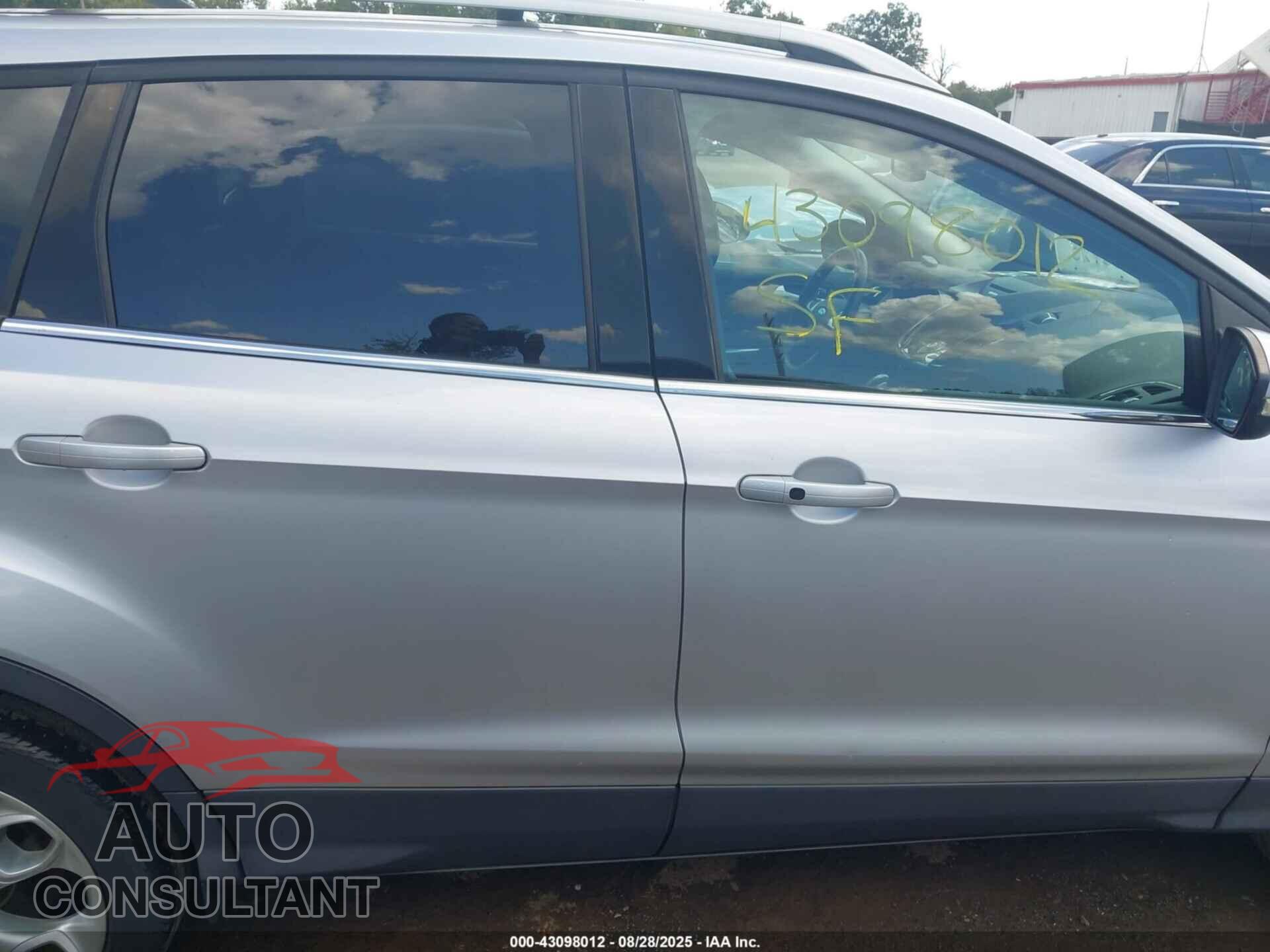 FORD ESCAPE 2014 - 1FMCU0J96EUD21776