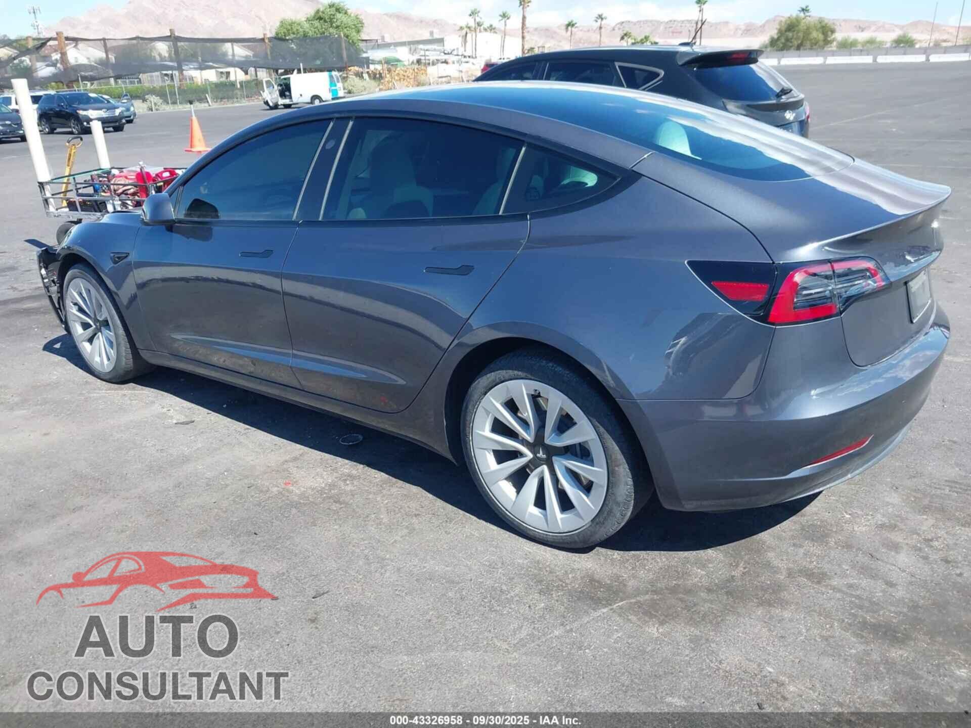 TESLA MODEL 3 2023 - 5YJ3E1EA7PF715830