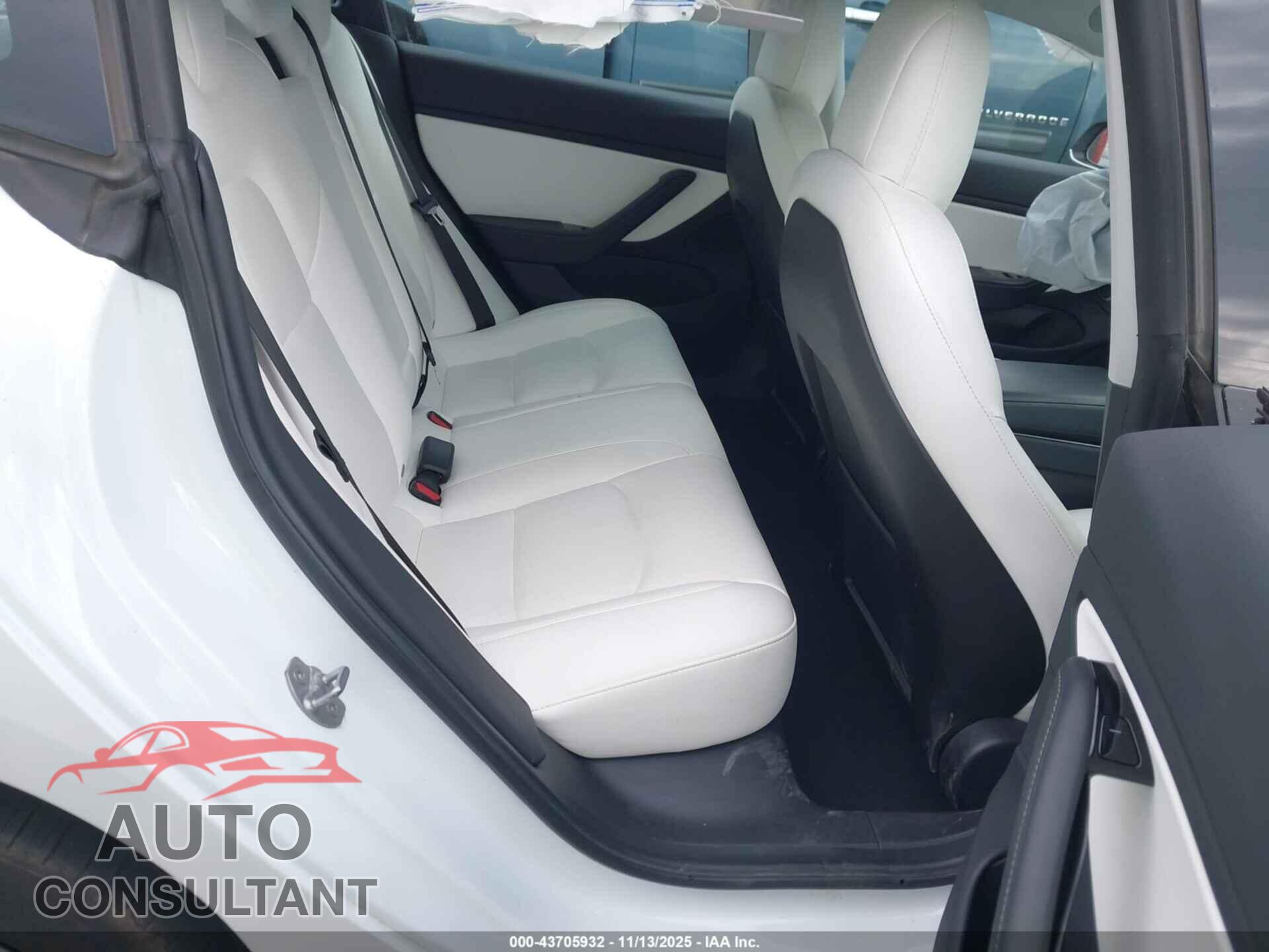 TESLA MODEL 3 2019 - 5YJ3E1EA3KF317989