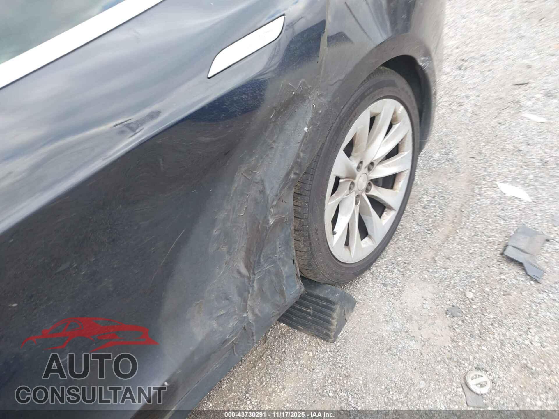 TESLA MODEL S 2013 - 5YJSA1AC5DFP11172