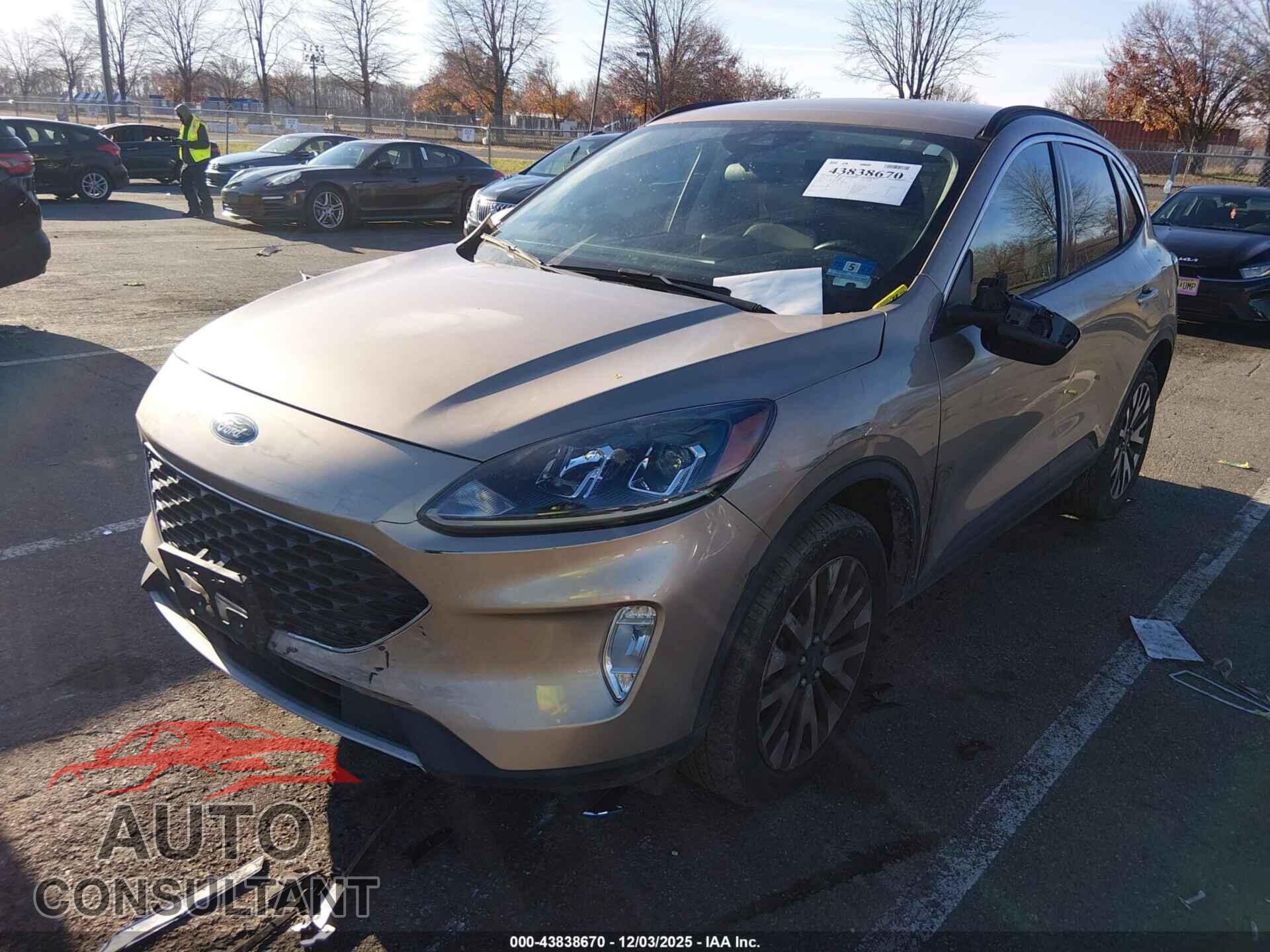 FORD ESCAPE 2020 - 1FMCU9H98LUA14603