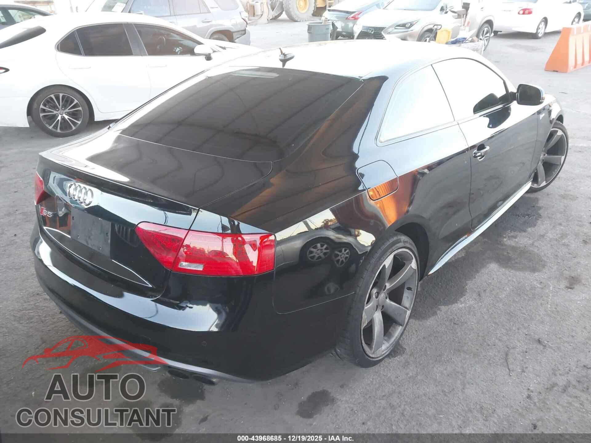 AUDI S5 2015 - WAUCGAFR6FA060448