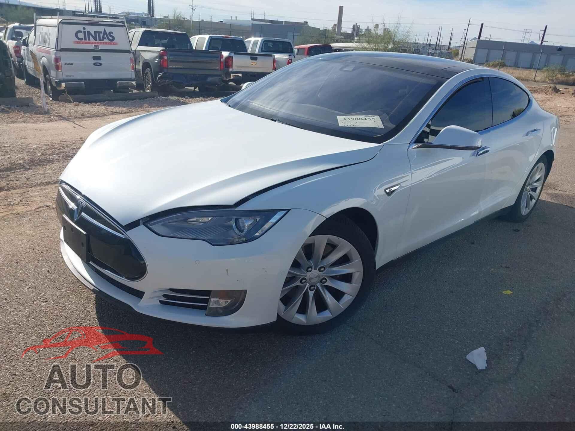 TESLA MODEL S 2015 - 5YJSA1H29FF086176