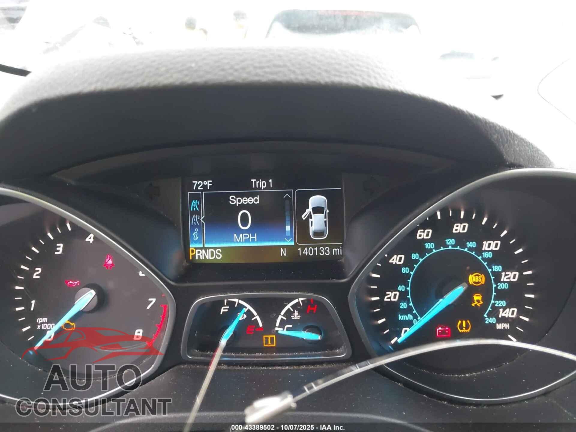 FORD ESCAPE 2015 - 1FMCU0G77FUB79378
