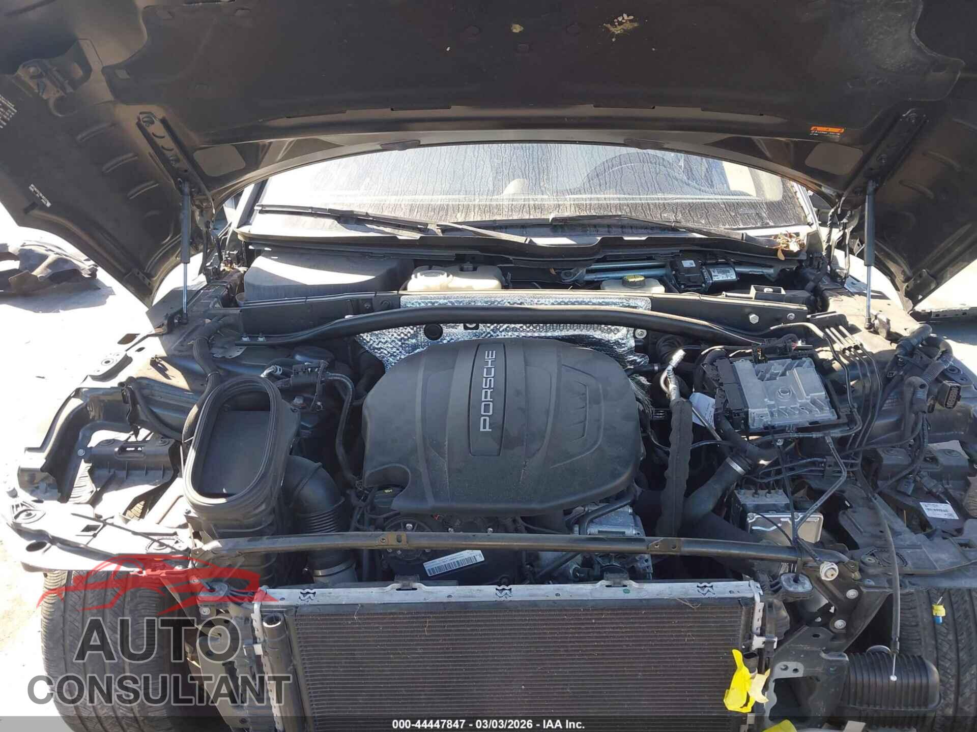 PORSCHE MACAN 2021 - WP1AA2A57MLB01076