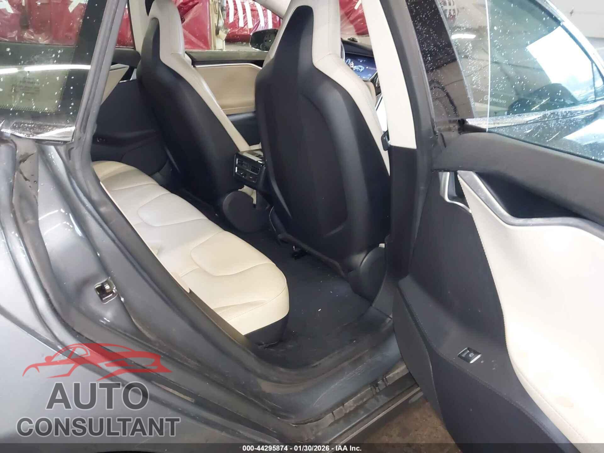 TESLA MODEL S 2013 - 5YJSA1DN6DFP03403