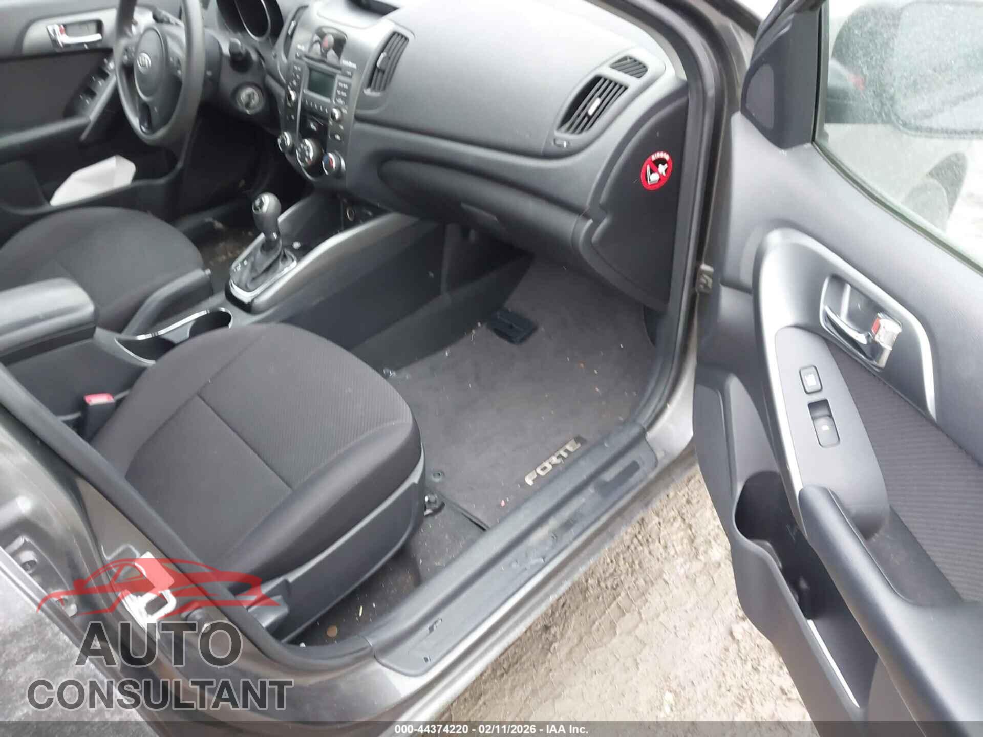 KIA FORTE 2013 - KNAFU4A2XD5682011