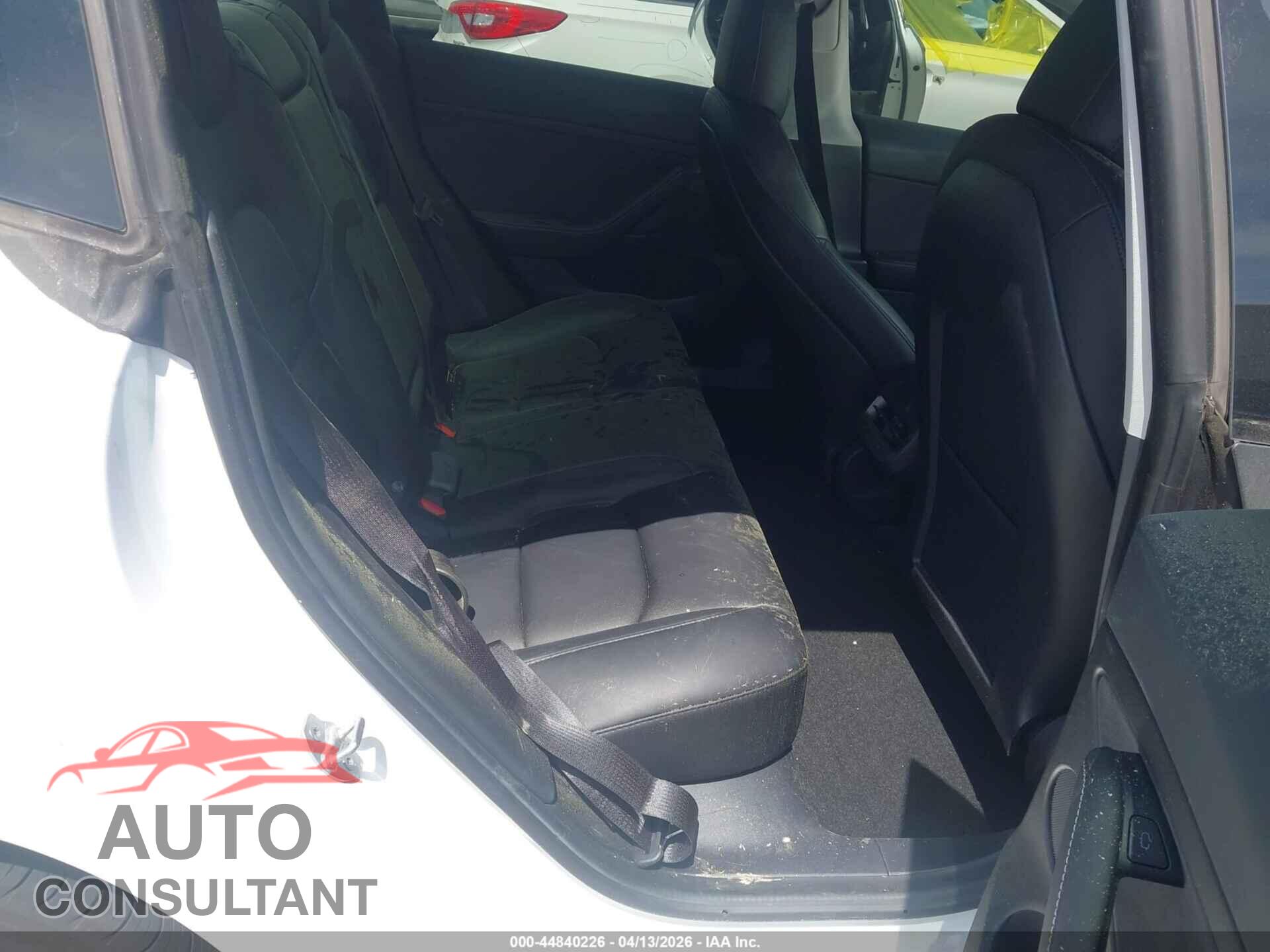 TESLA MODEL 3 2021 - 5YJ3E1EB5MF059373
