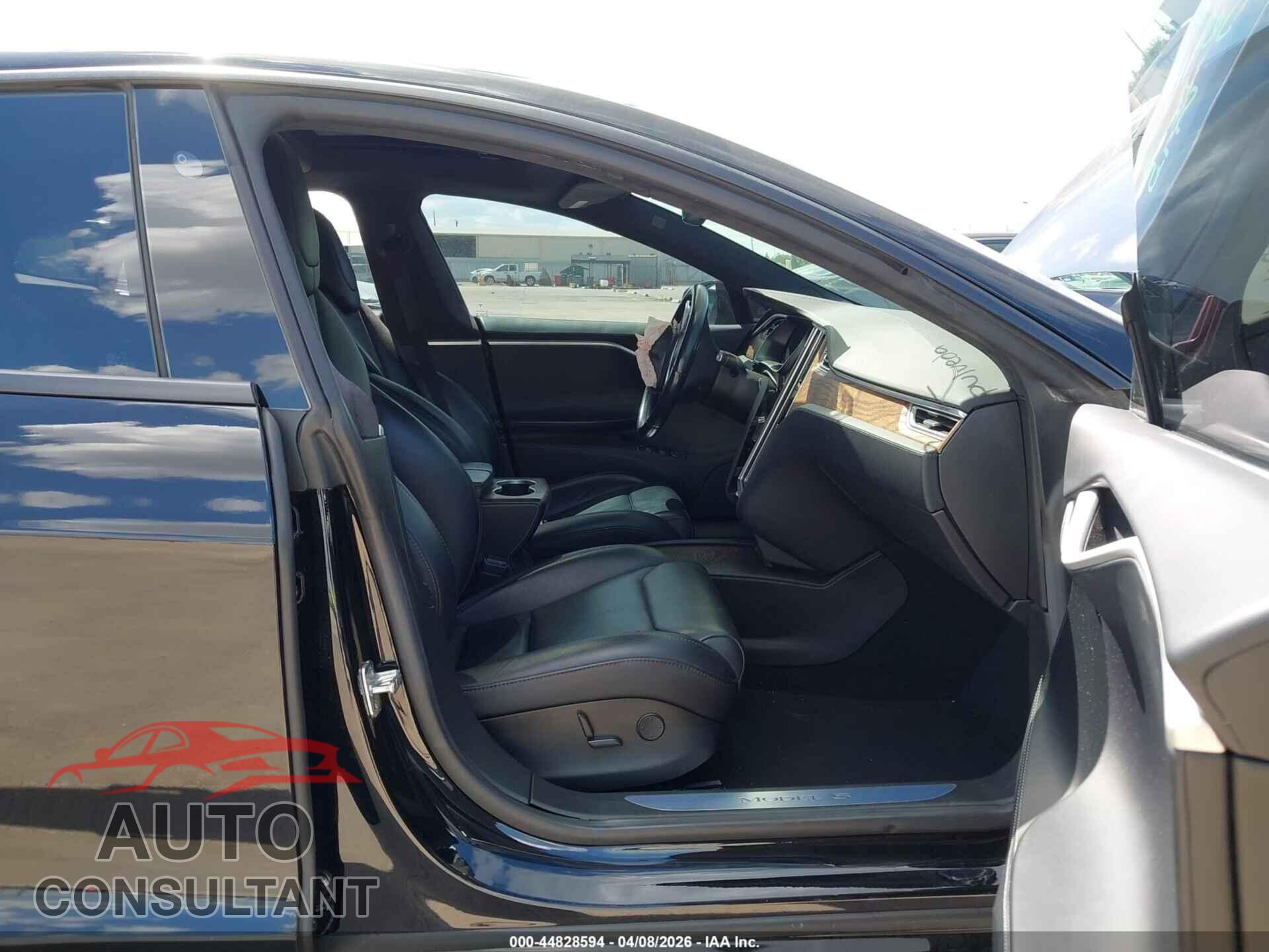 TESLA MODEL S 2018 - 5YJSA1E28JF247940