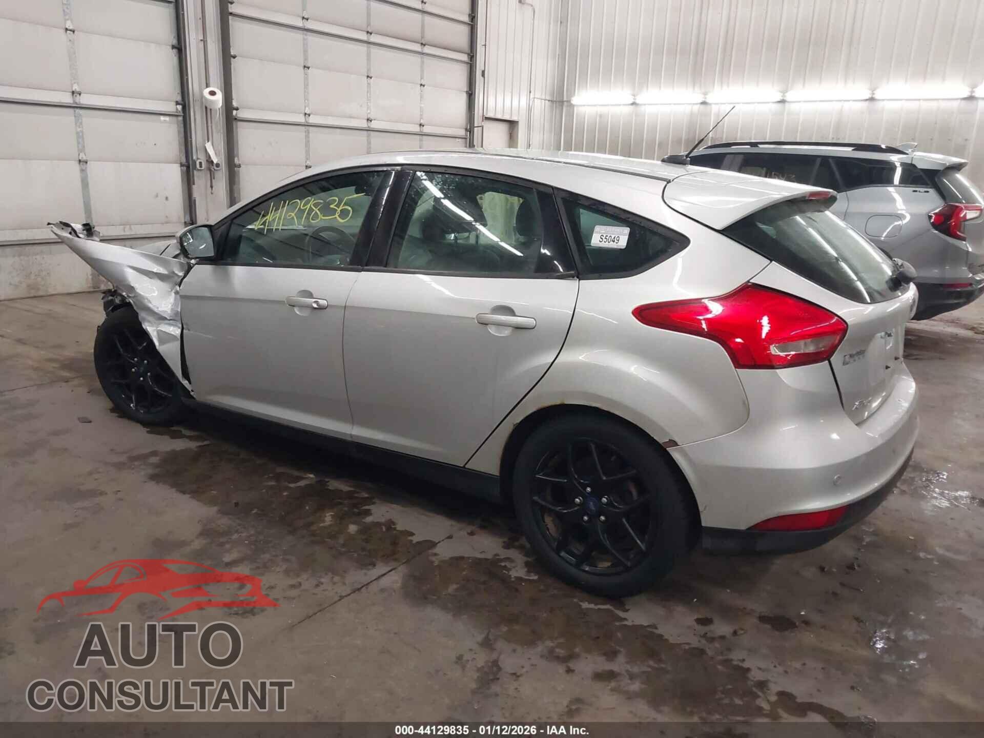 FORD FOCUS 2016 - 1FADP3K20GL242573