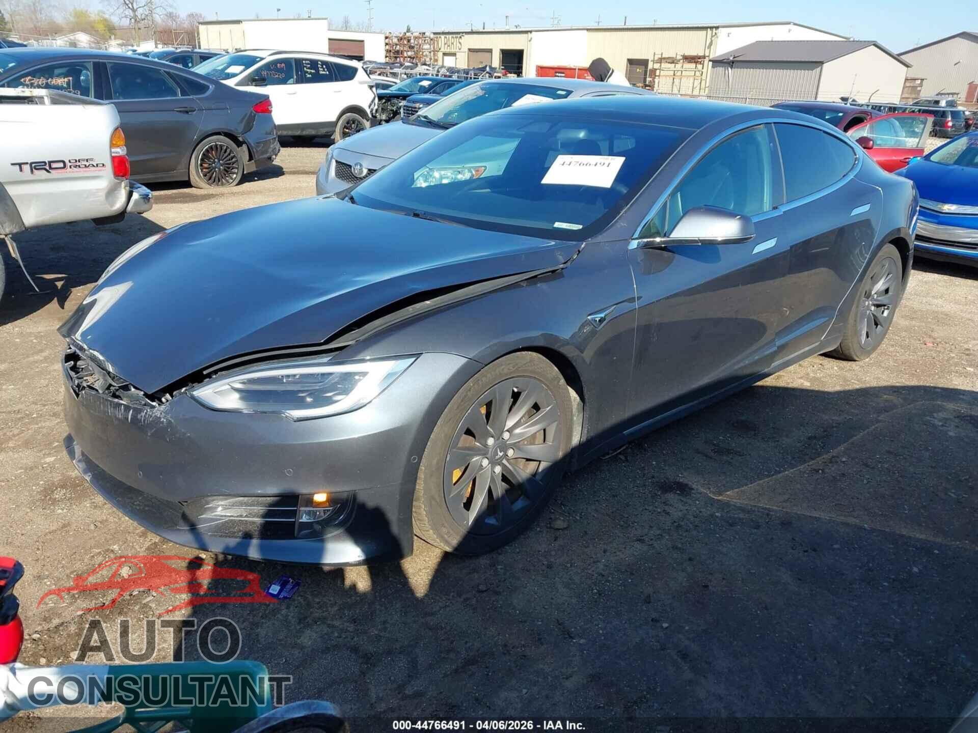 TESLA MODEL S 2017 - 5YJSA1E27HF225339