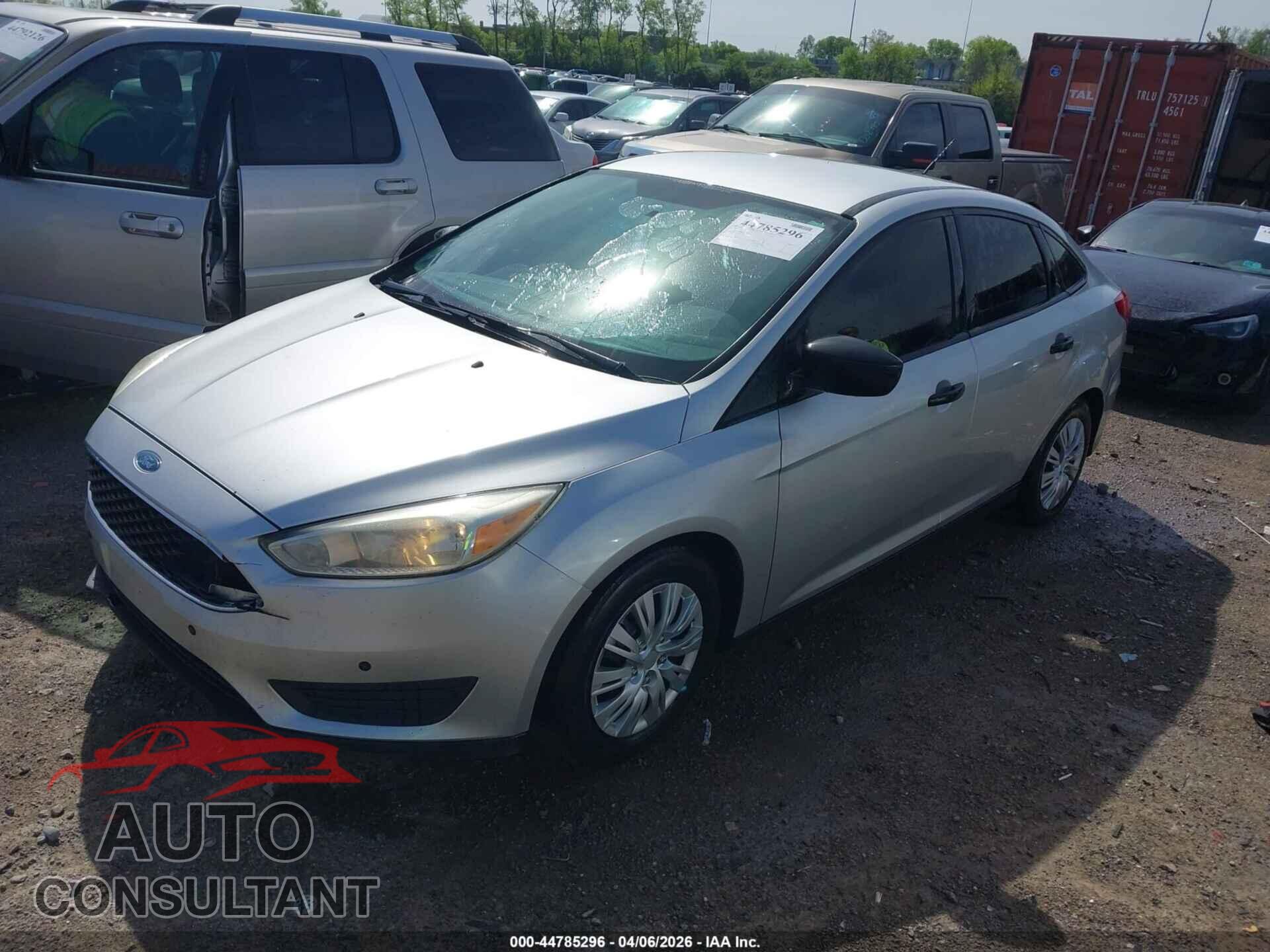 FORD FOCUS 2016 - 1FADP3E26GL366195