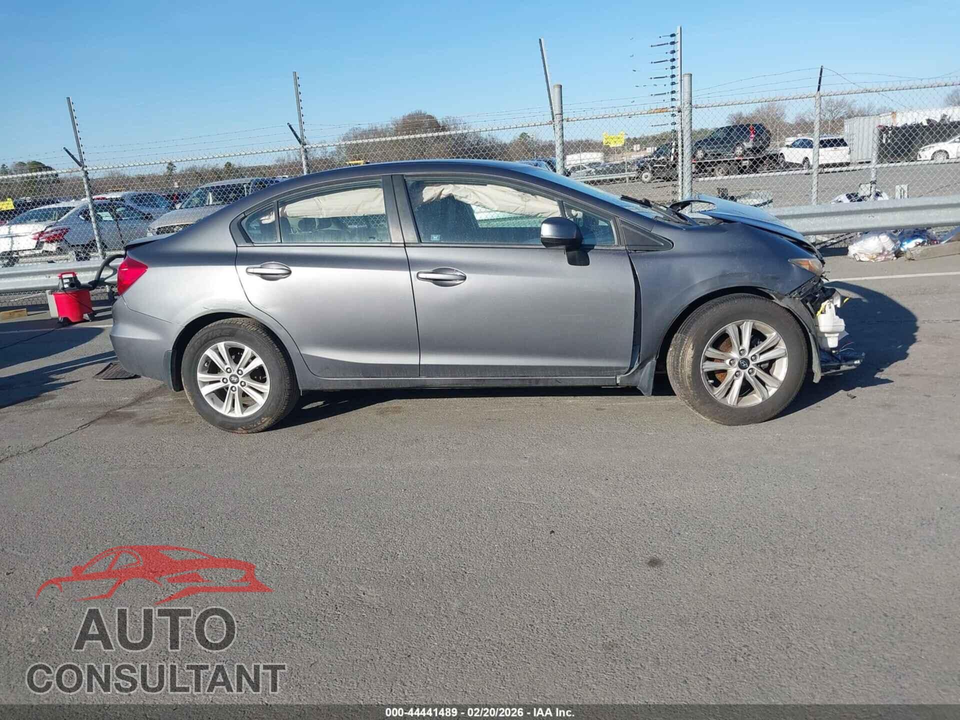 HONDA CIVIC 2012 - 19XFB2F50CE020666