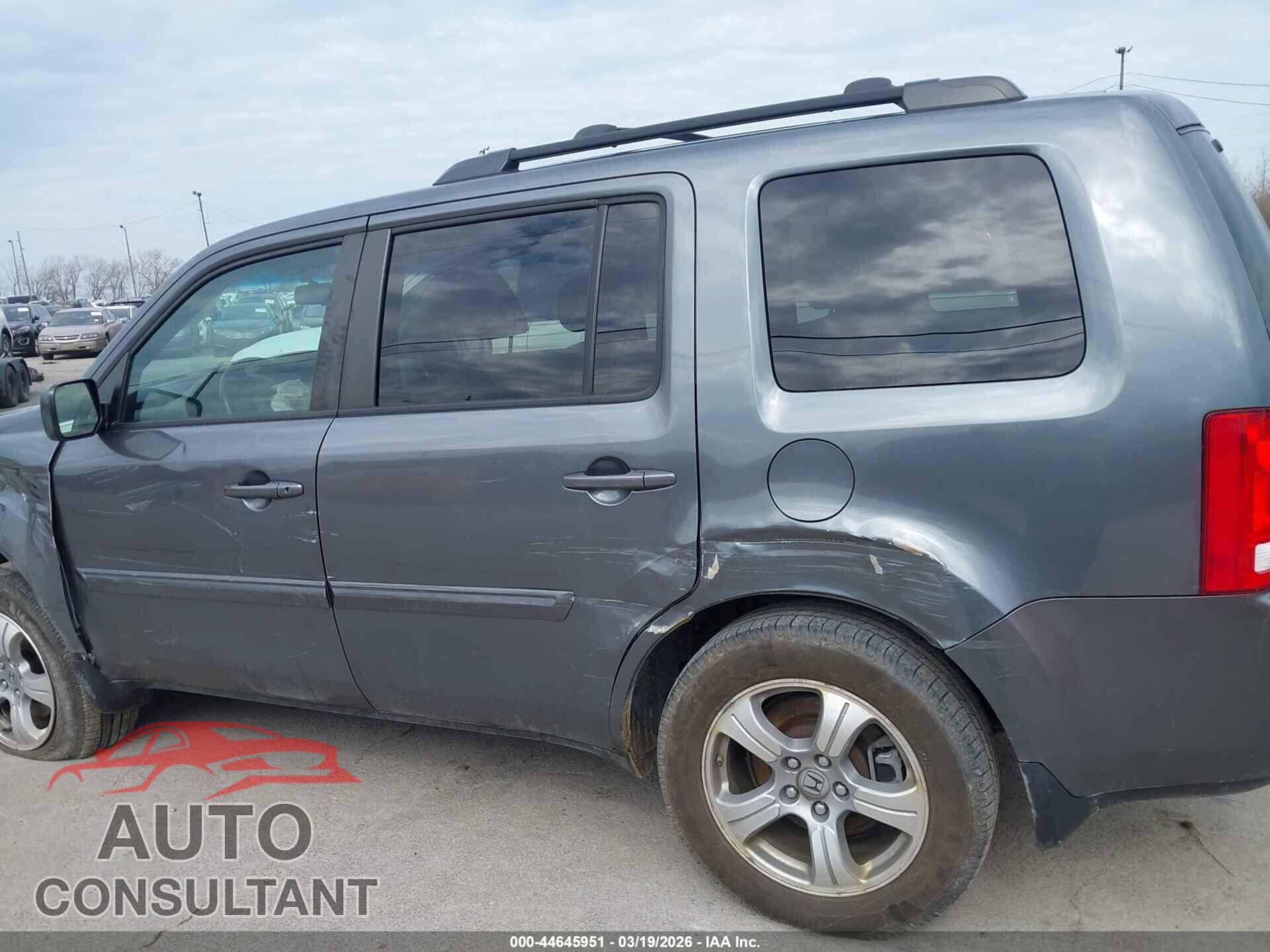 HONDA PILOT 2013 - 5FNYF4H53DB028553