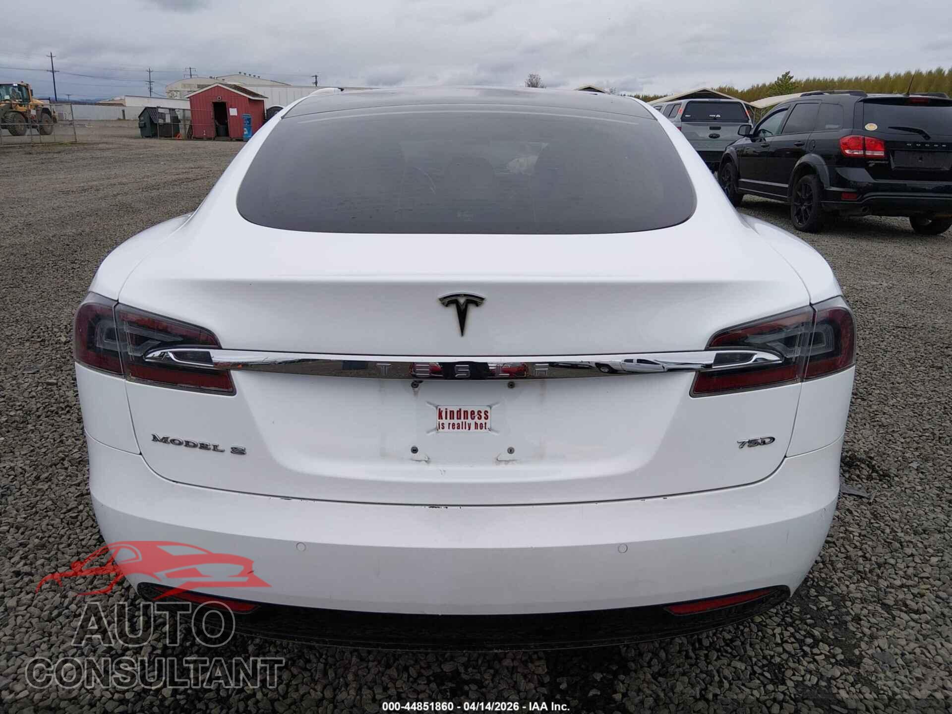 TESLA MODEL S 2017 - 5YJSA1E21HF198428