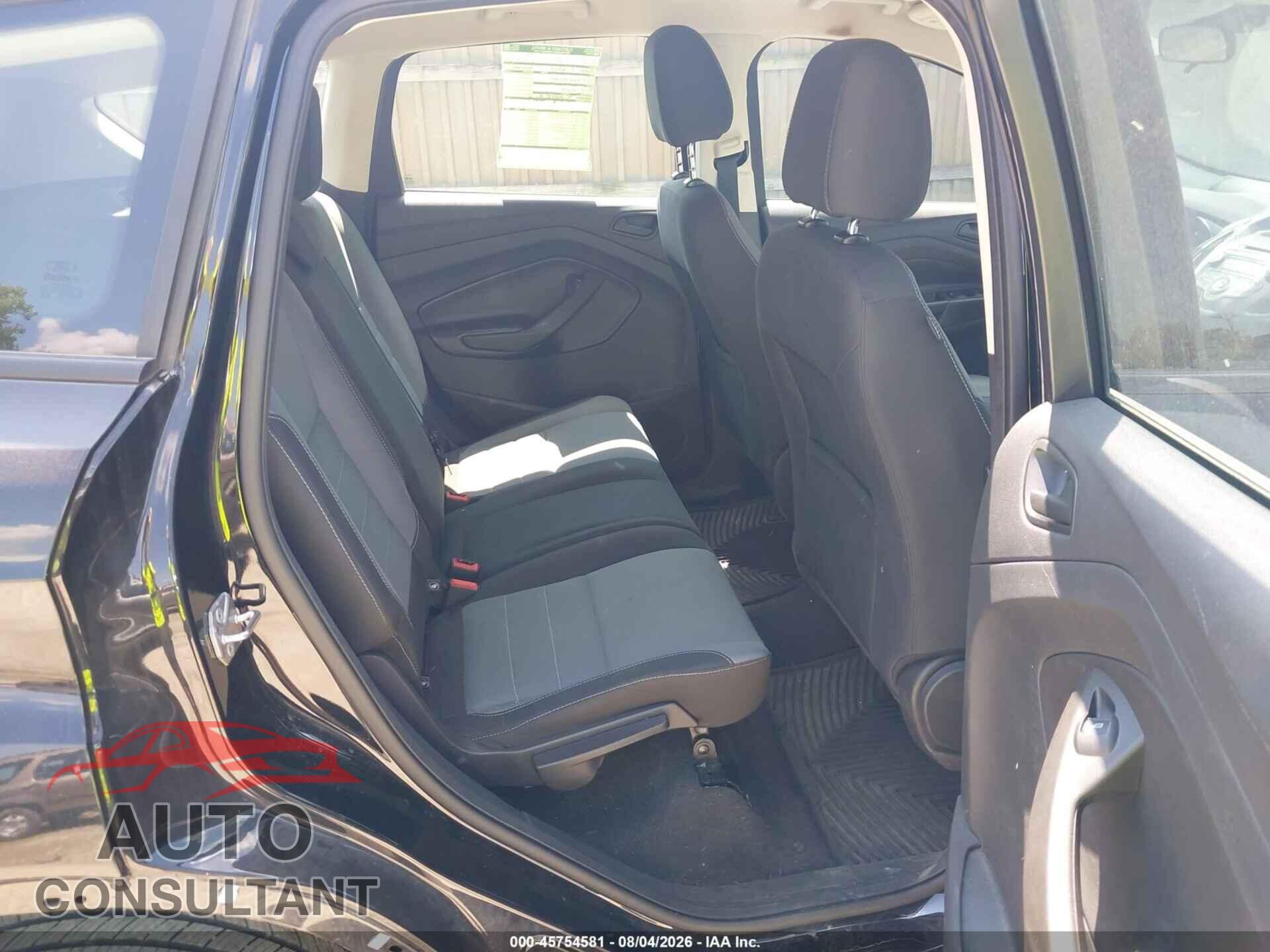 FORD ESCAPE 2017 - 1FMCU0F76HUA36720