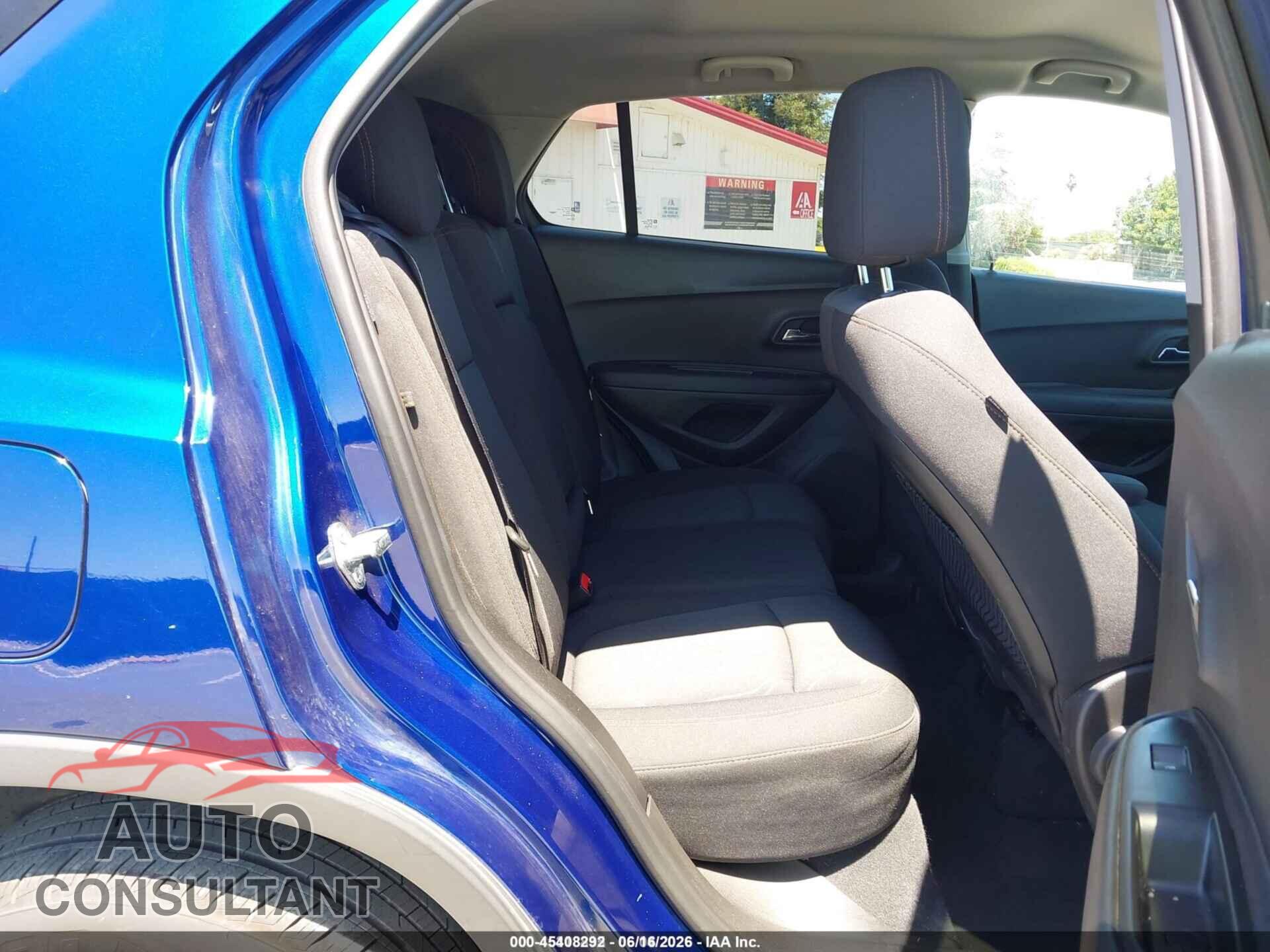 CHEVROLET TRAX 2017 - 3GNCJPSB2HL153888