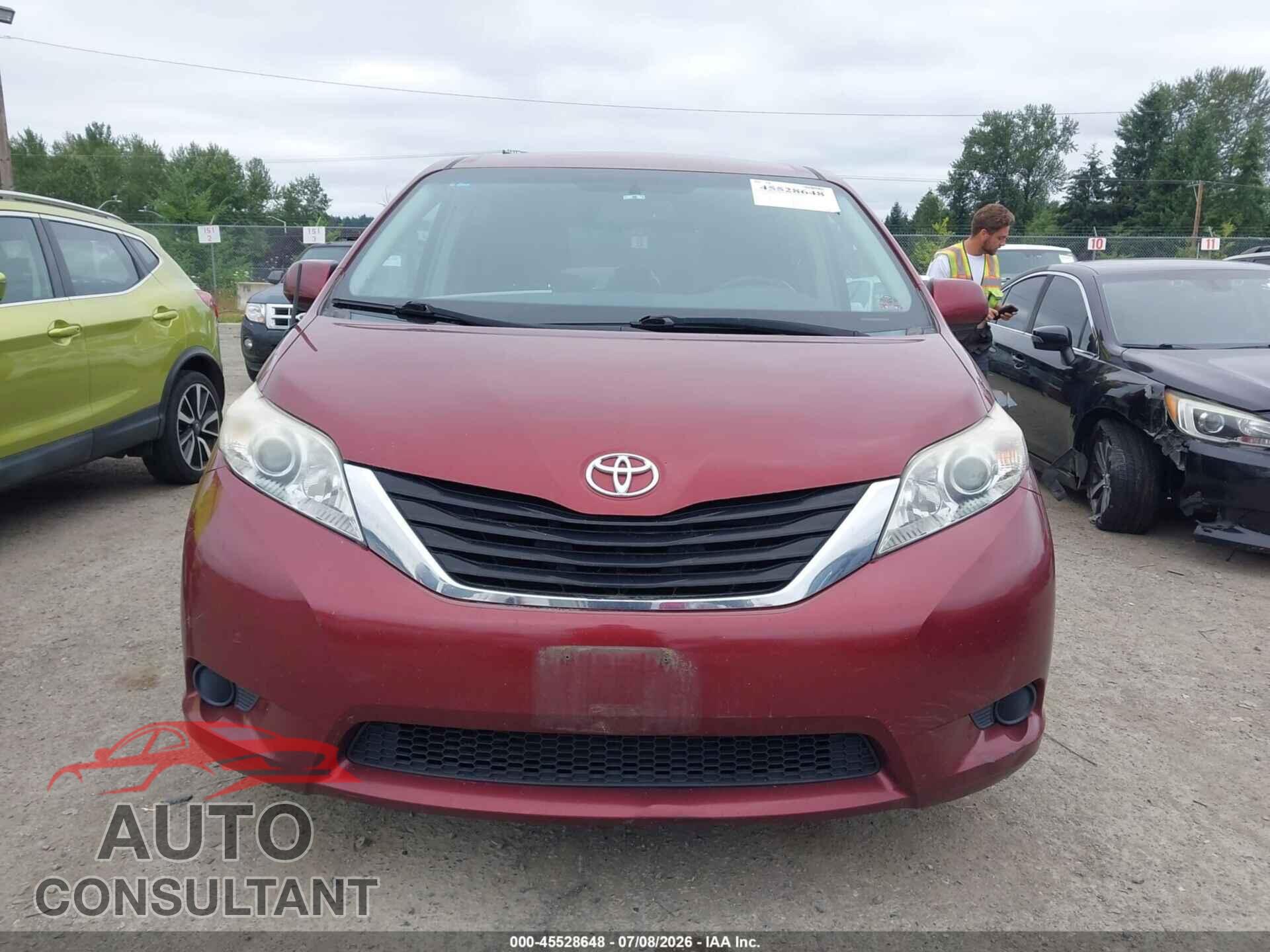TOYOTA SIENNA 2012 - 5TDKK3DC4CS273629