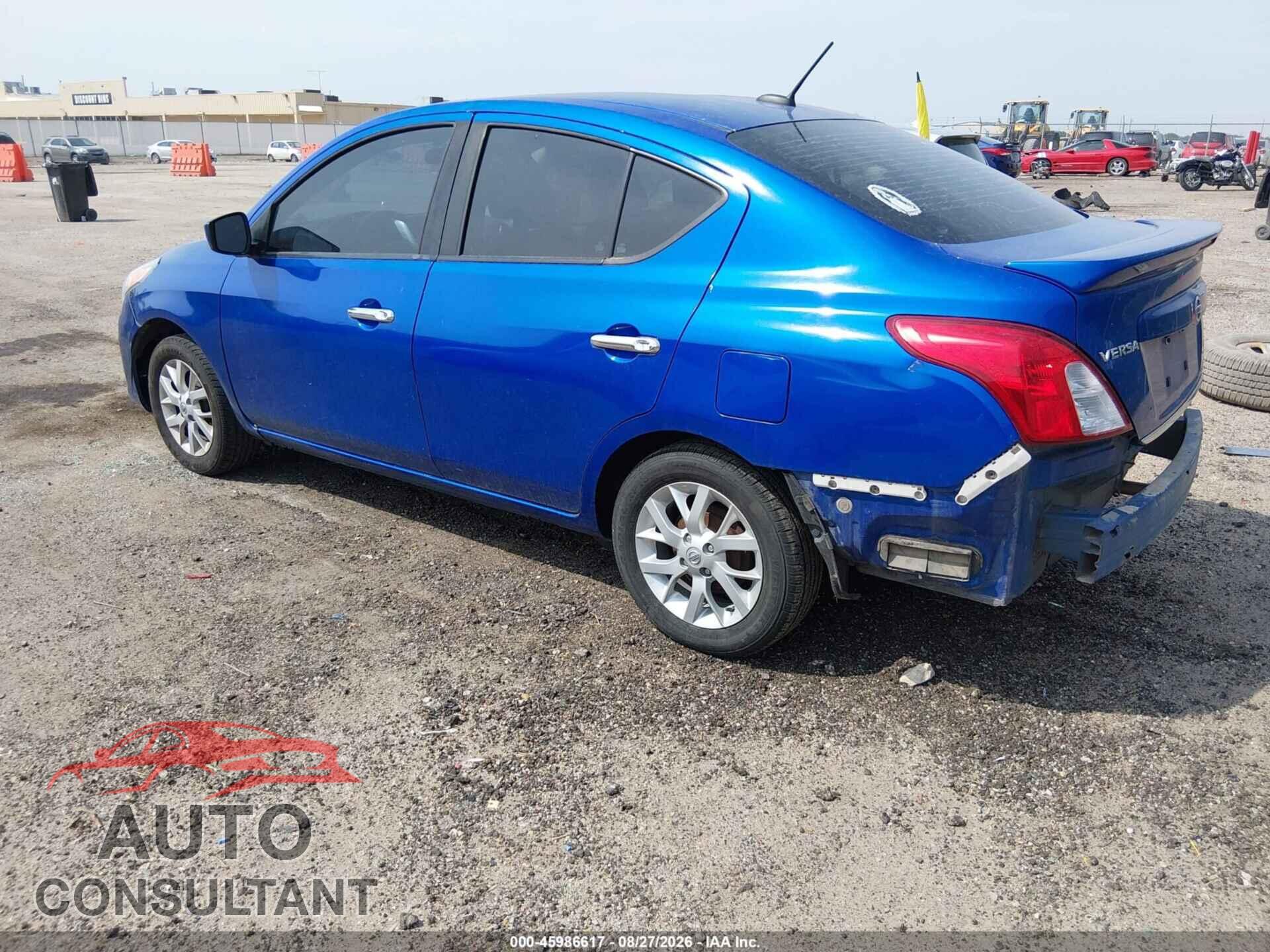 NISSAN VERSA 2017 - 3N1CN7AP3HL827687