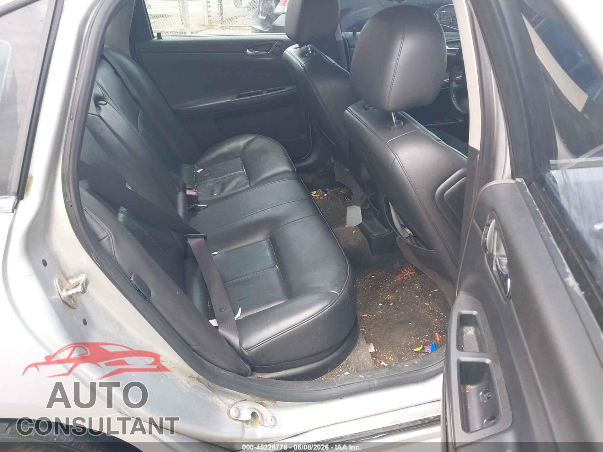 CHEVROLET IMPALA 2011 - 2G1WC5EM3B1177345