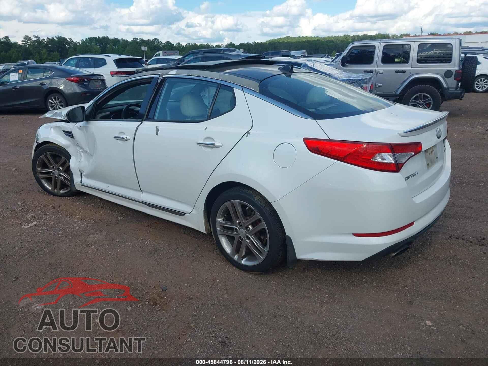 KIA OPTIMA 2013 - 5XXGR4A67DG208783