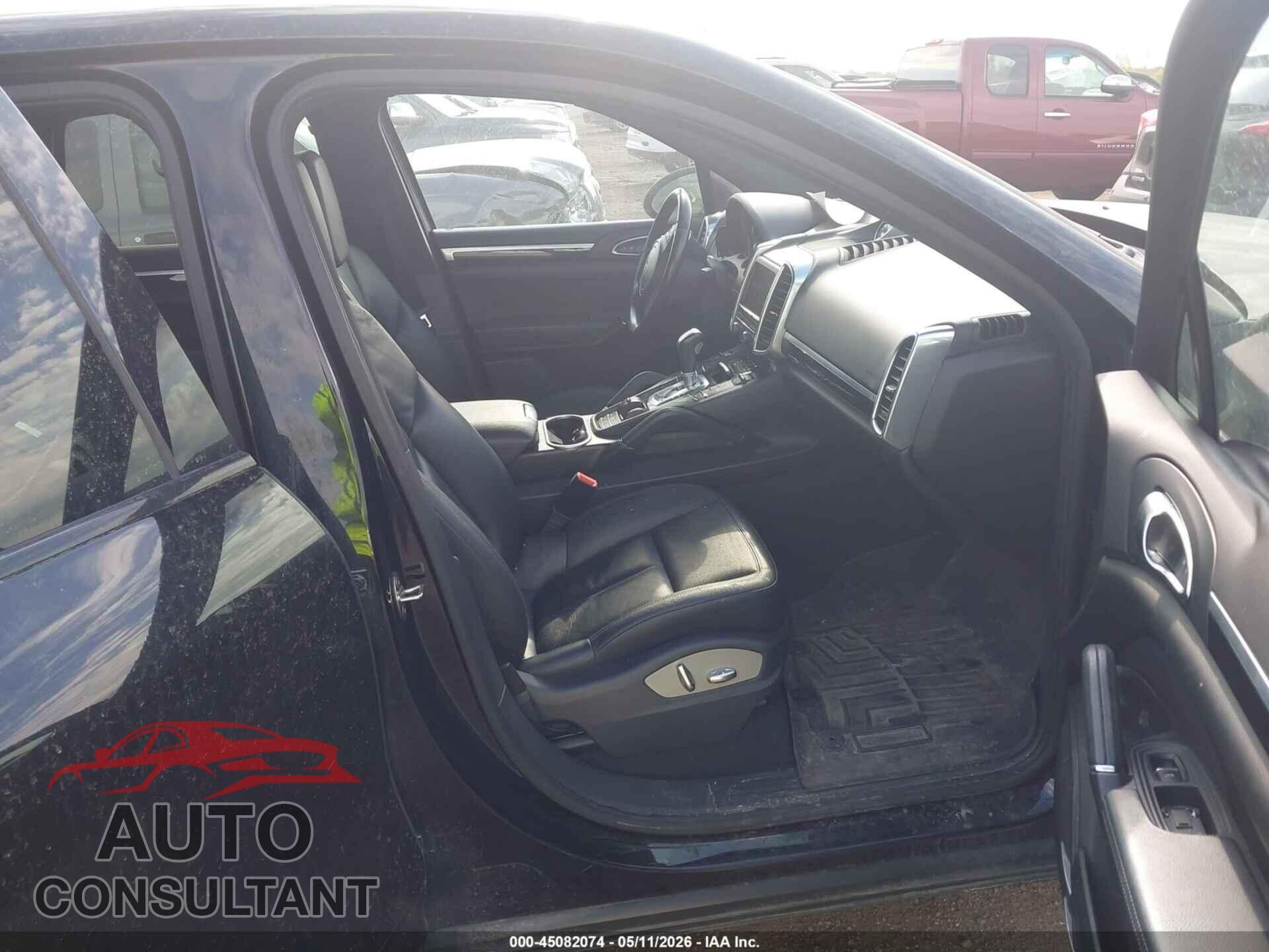 PORSCHE CAYENNE 2012 - WP1AA2A25CLA09775