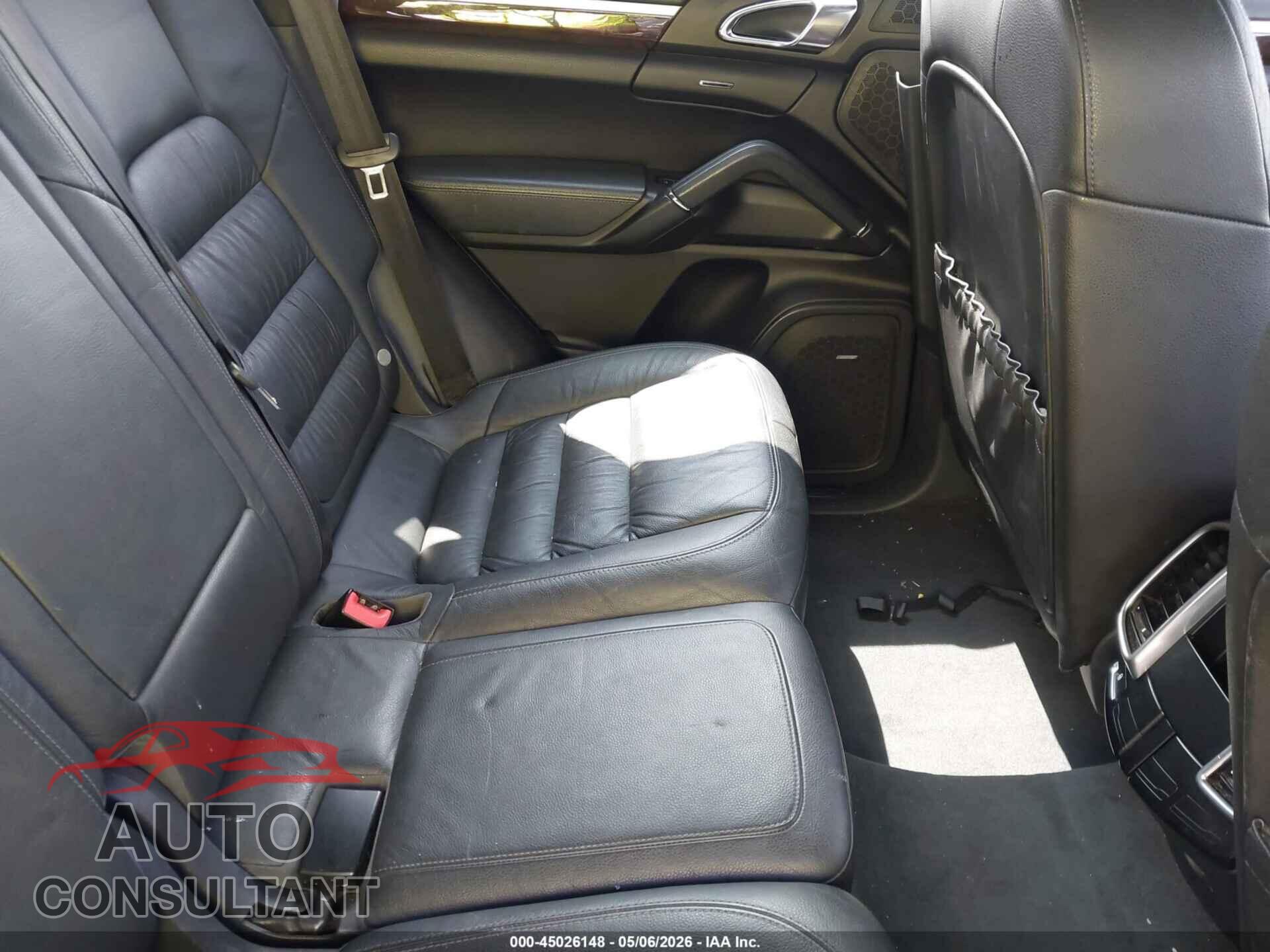 PORSCHE CAYENNE 2012 - WP1AA2A21CLA05402