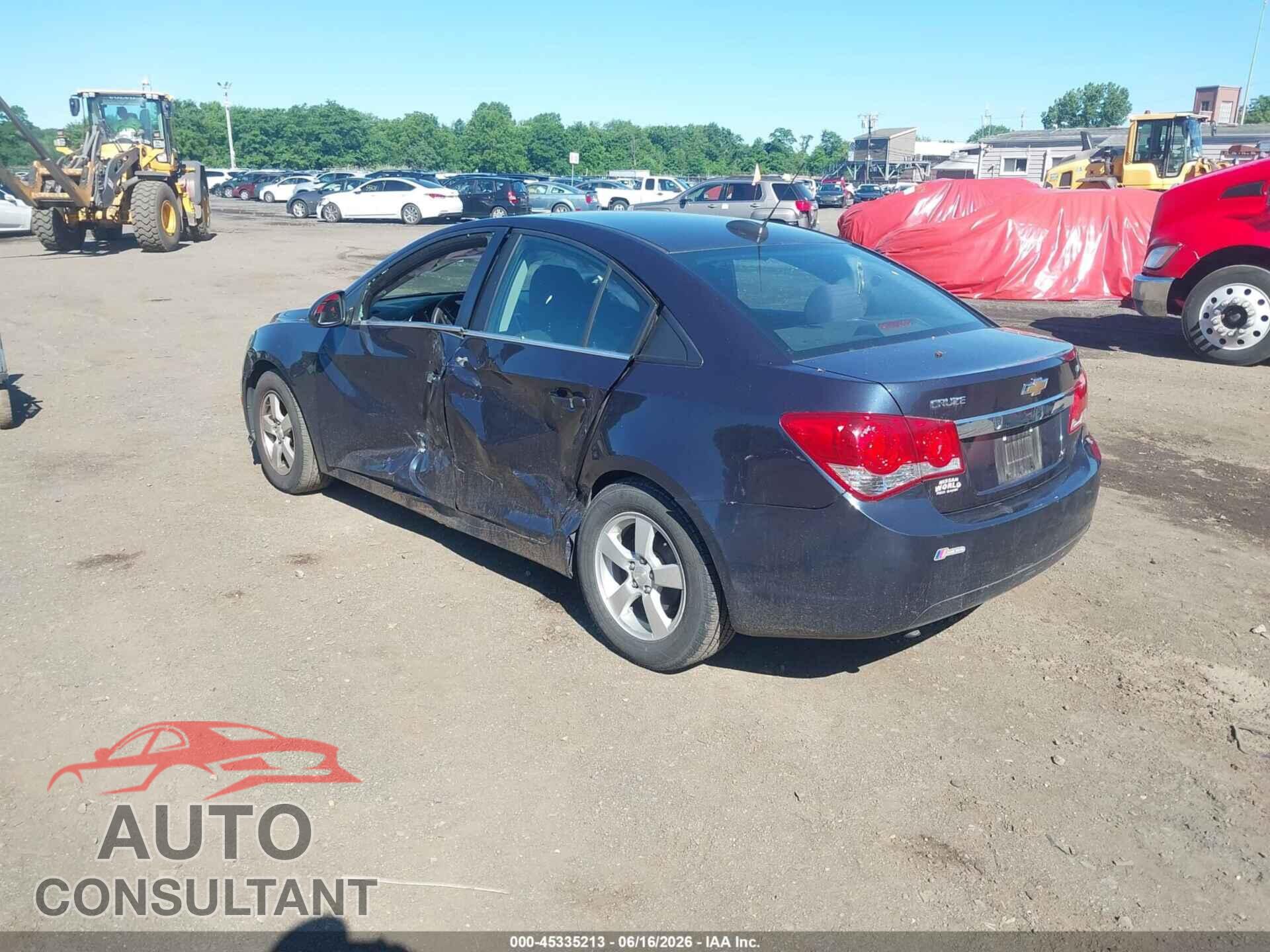 CHEVROLET CRUZE 2015 - 1G1PC5SB1F7203473