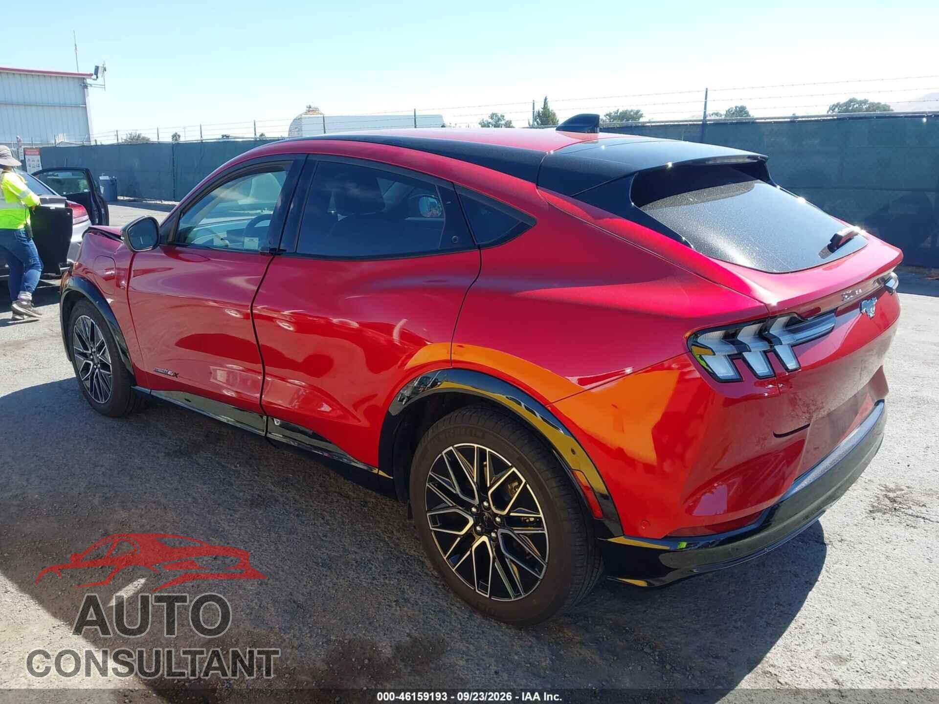 FORD MUSTANG MACH-E 2024 - 3FMTK3SU7RMA29624