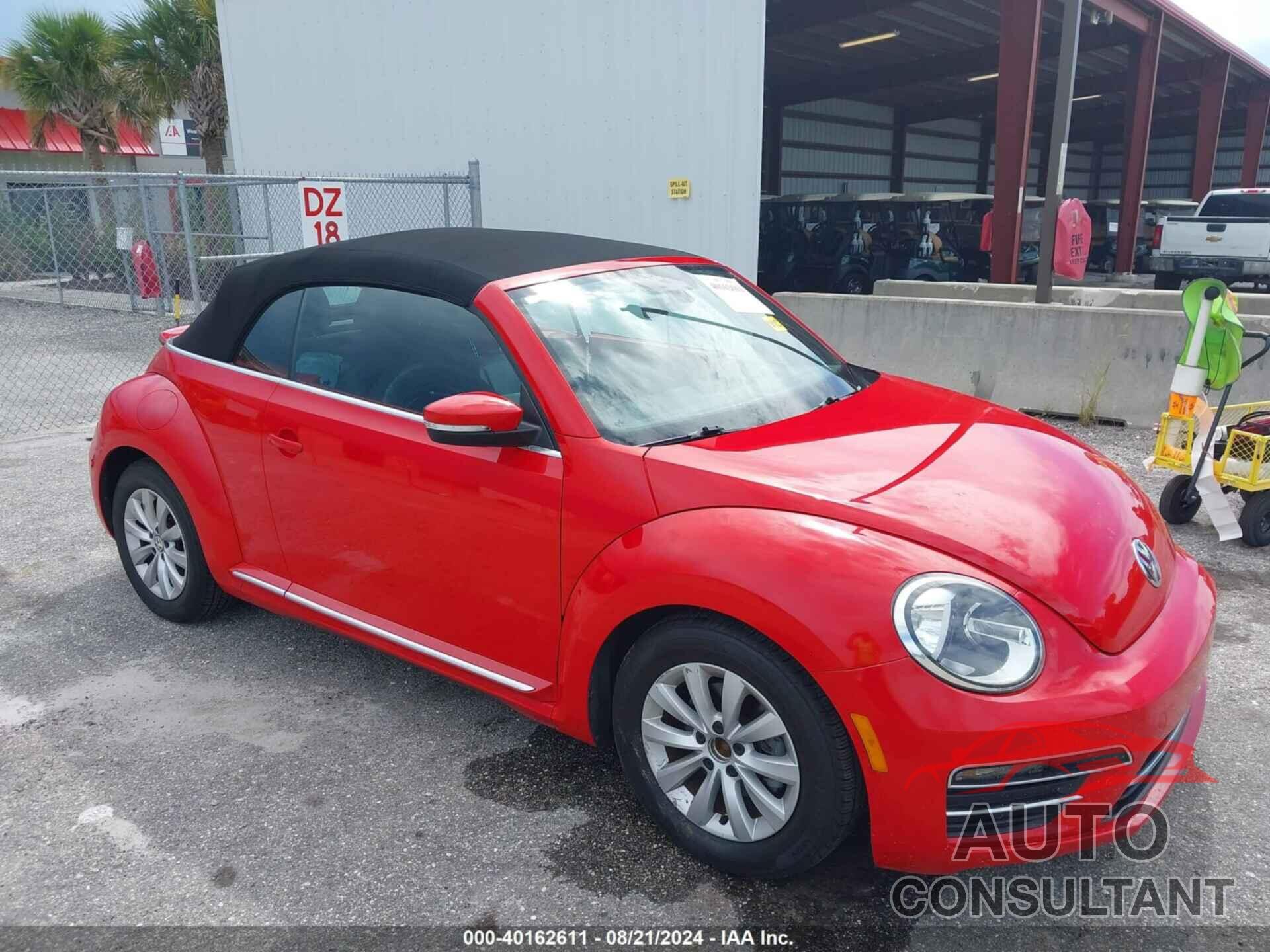 VOLKSWAGEN BEETLE 2017 - 3VW517AT2HM807338