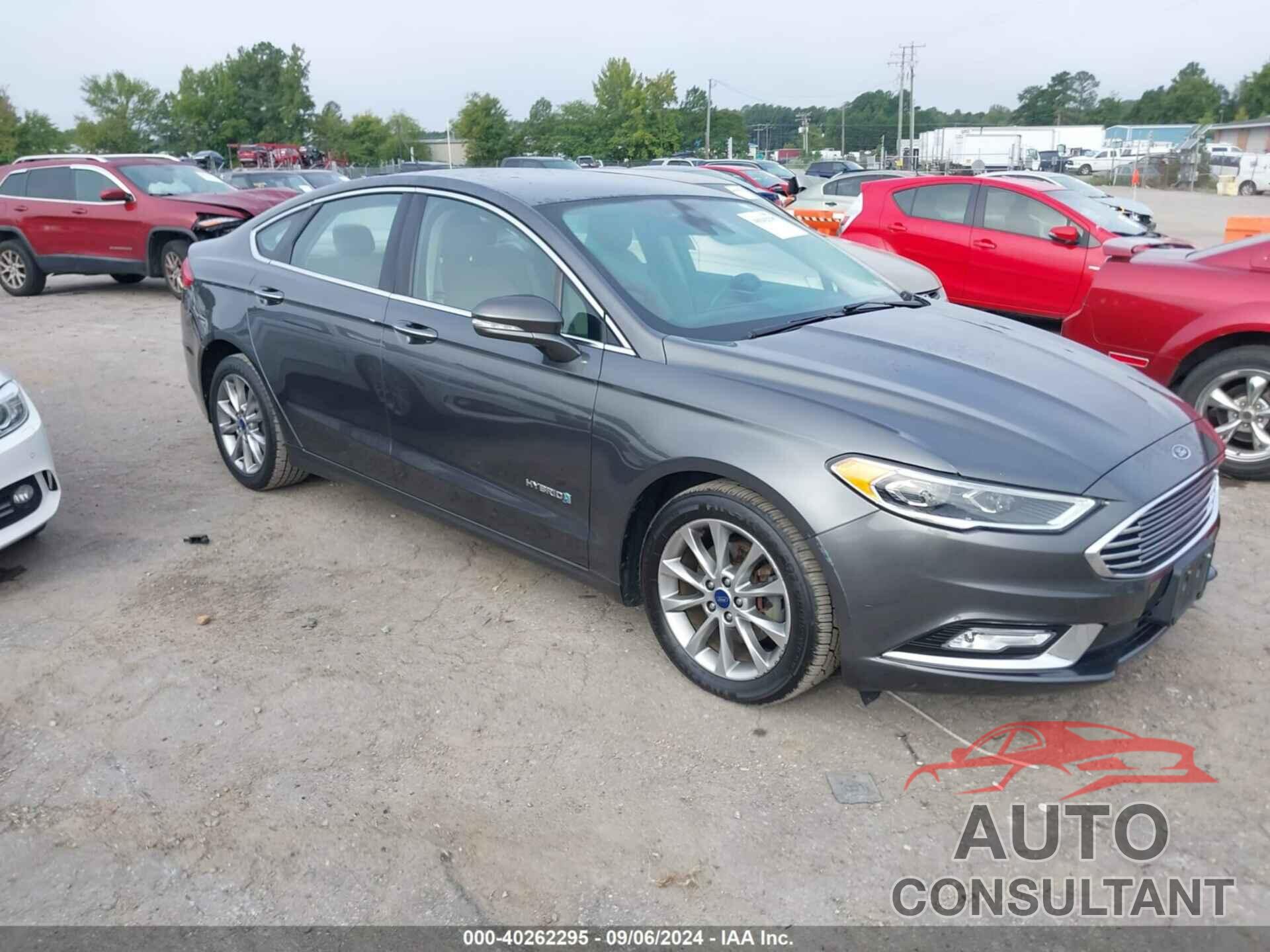 FORD FUSION HYBRID 2017 - 3FA6P0LU0HR400615