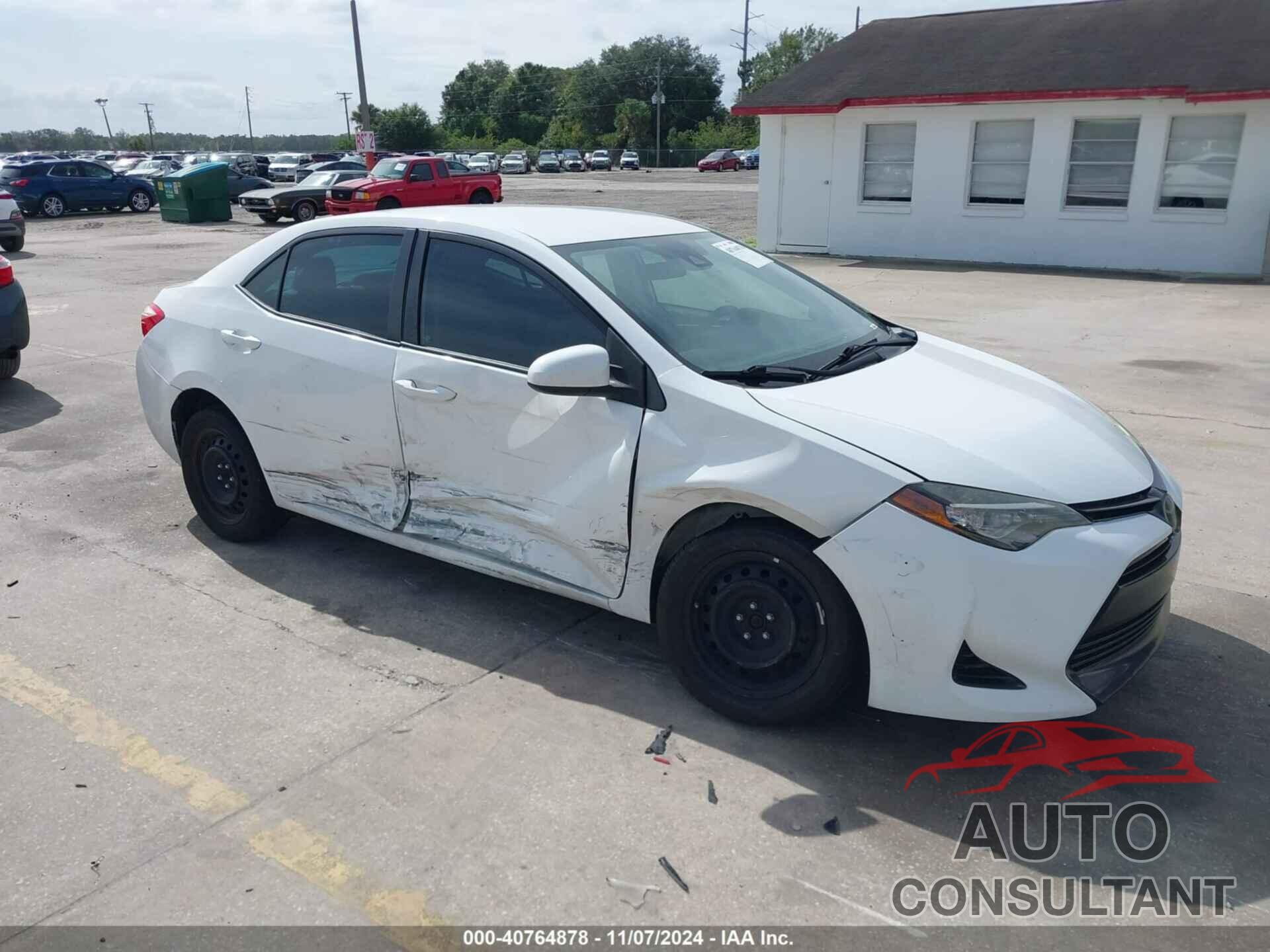 TOYOTA COROLLA 2017 - 2T1BURHE7HC793400