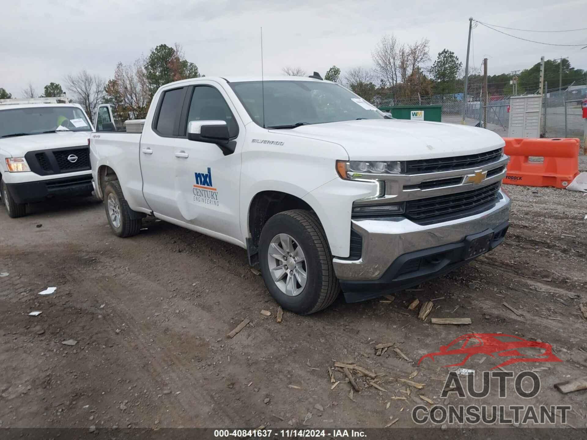 CHEVROLET SILVERADO 1500 2021 - 1GCRYDEKXMZ129933