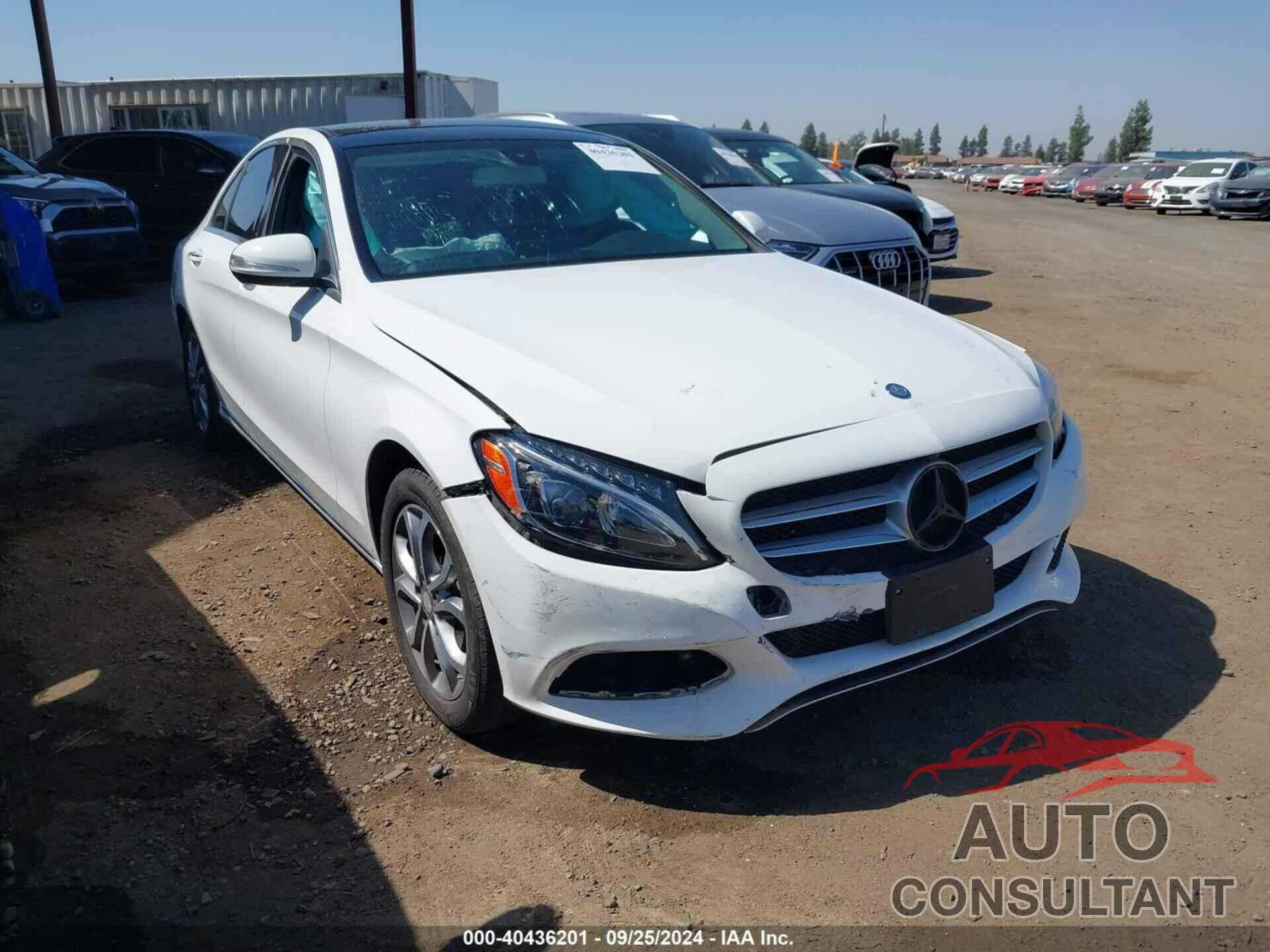 MERCEDES-BENZ C 300 2015 - 55SWF4KBXFU093729