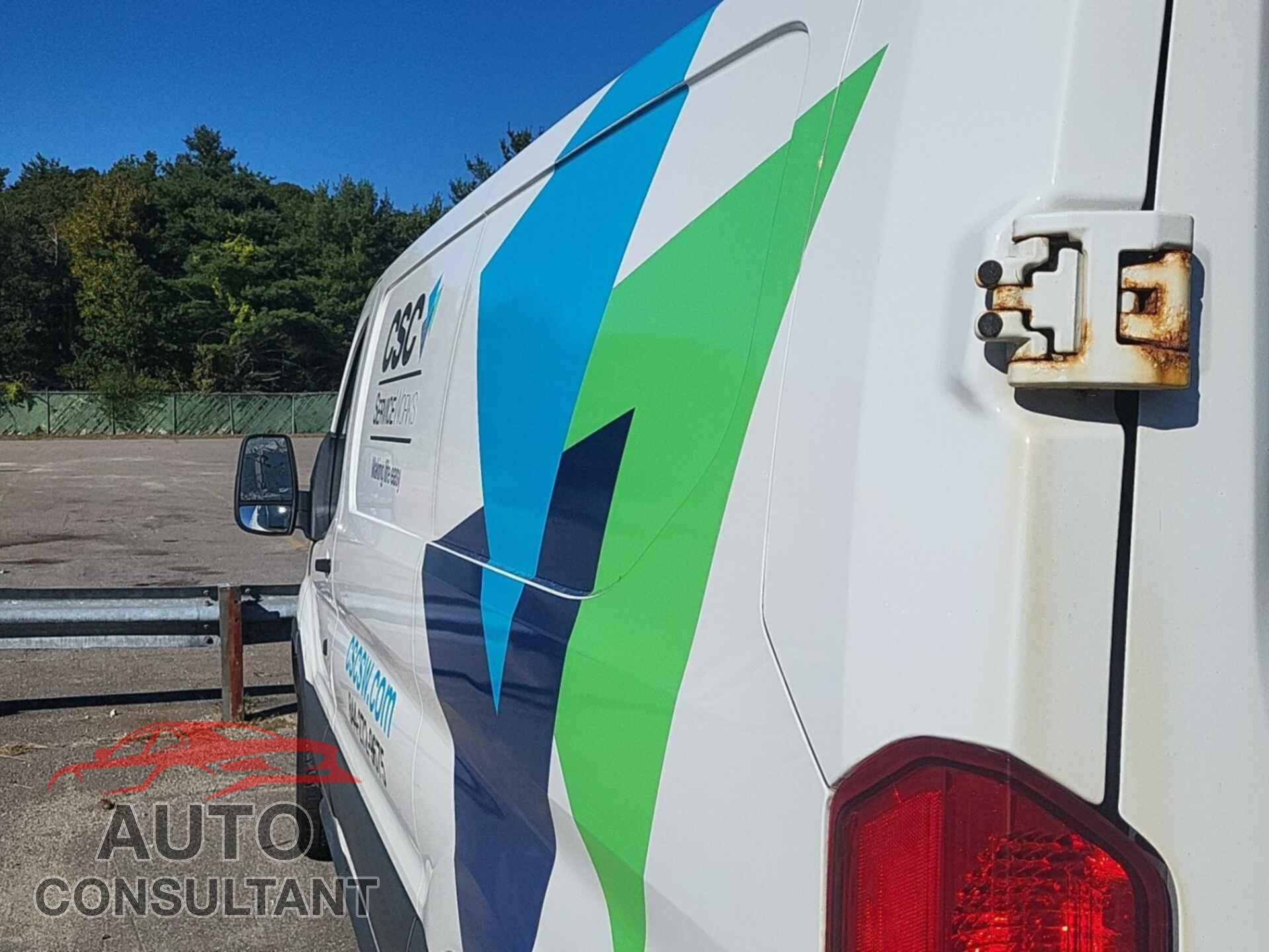 FORD TRANSIT 2017 - 1FTYE1YM0HKA82555