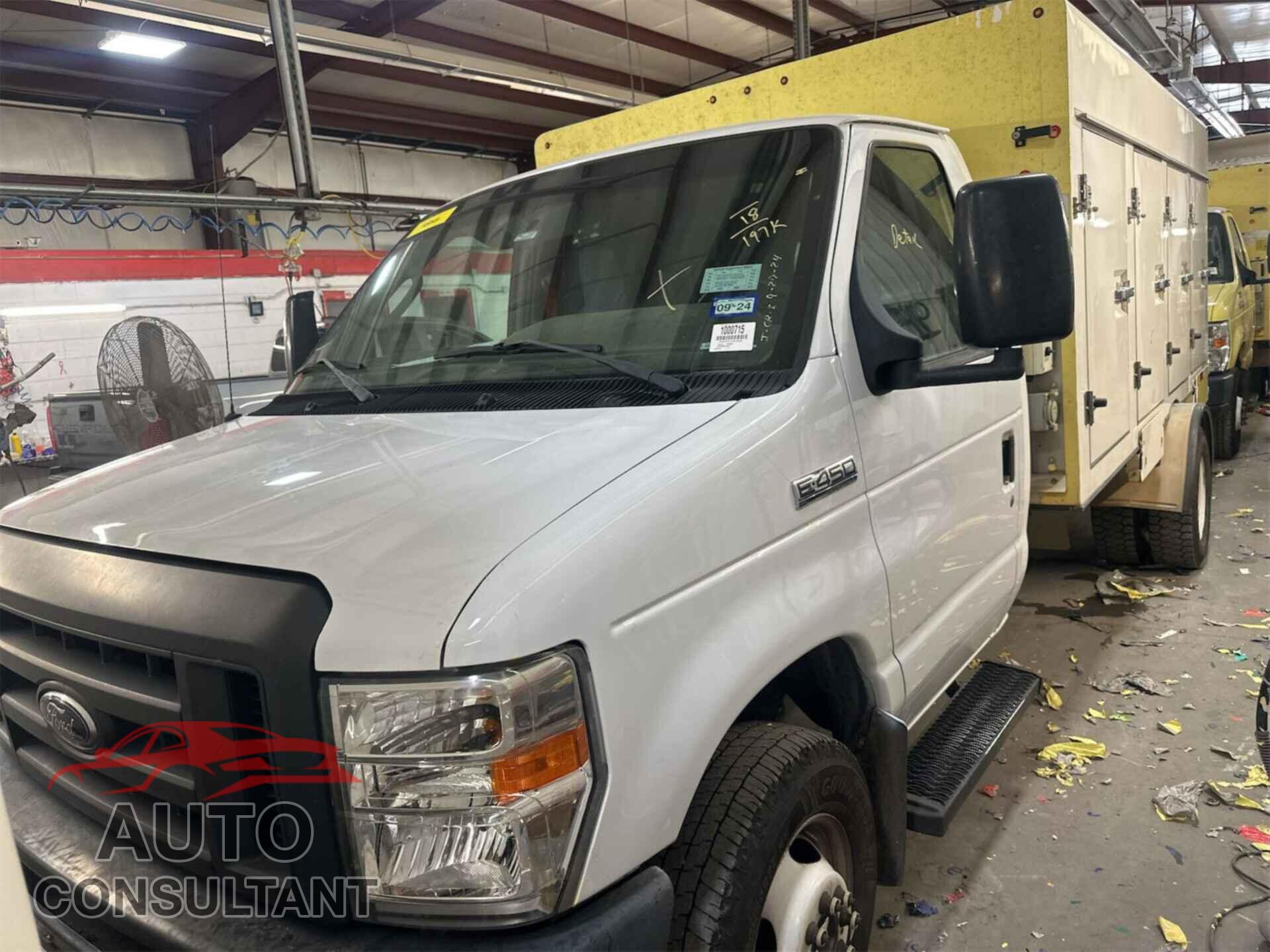 FORD ECONOLINE 2018 - 1FDXE4FS7JDC24985