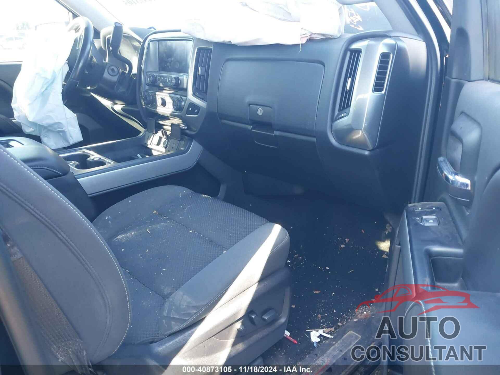 CHEVROLET SILVERADO 1500 2018 - 3GCUKREC6JG426498