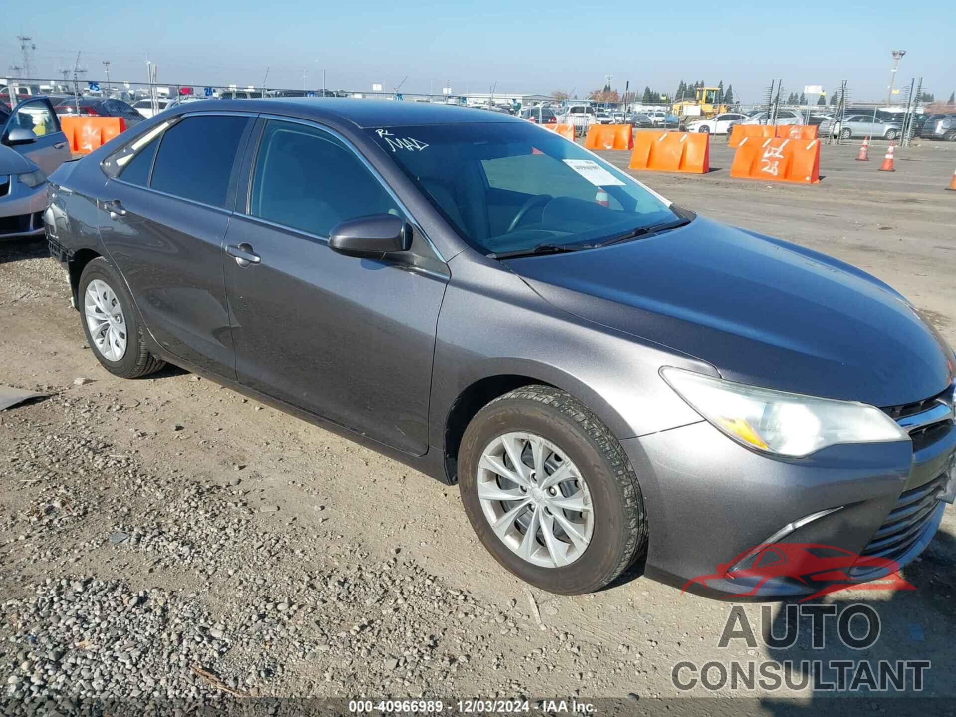 TOYOTA CAMRY 2015 - 4T4BF1FKXFR497857