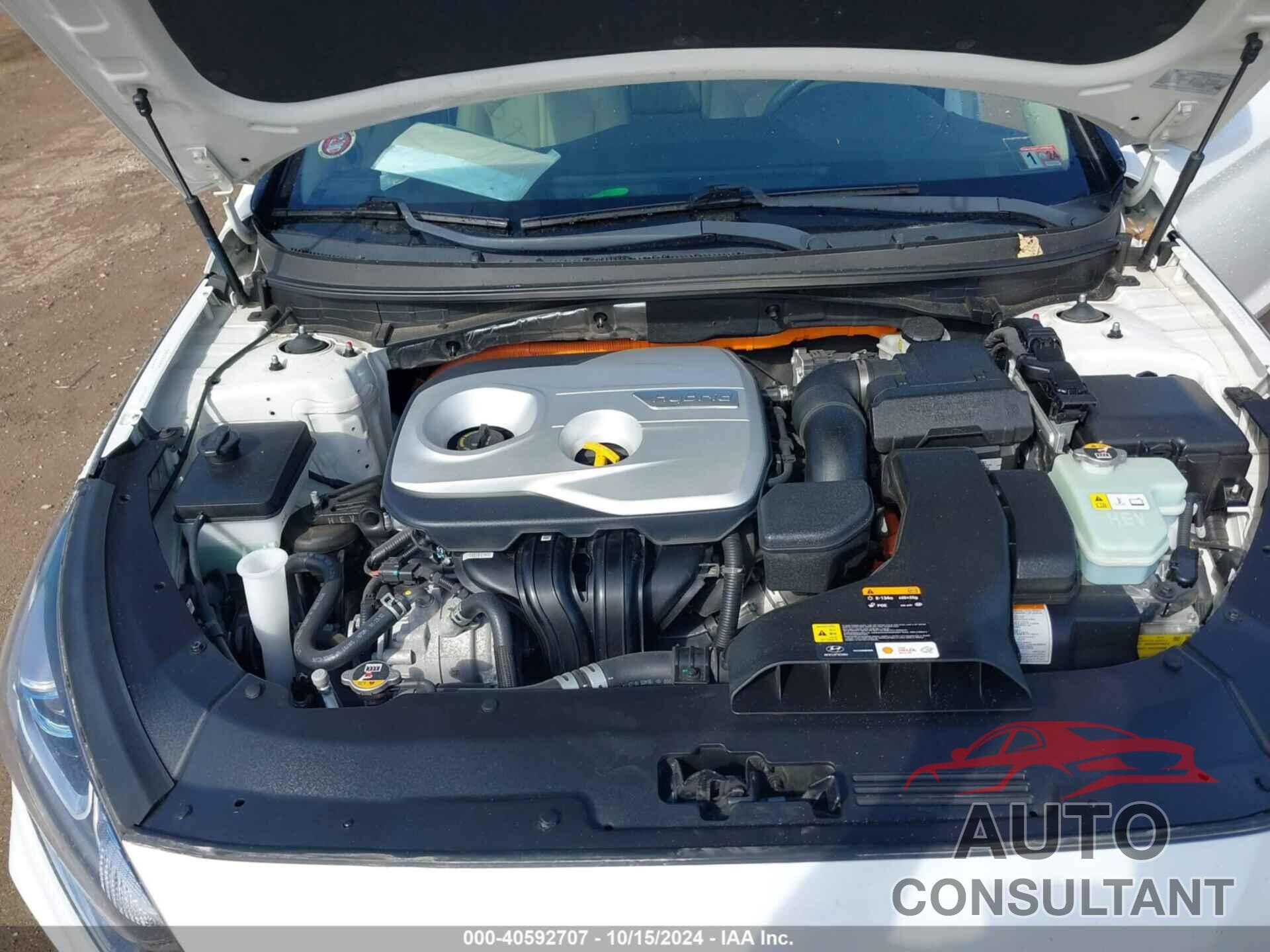 HYUNDAI SONATA HYBRID 2019 - KMHE34L3XKA092592
