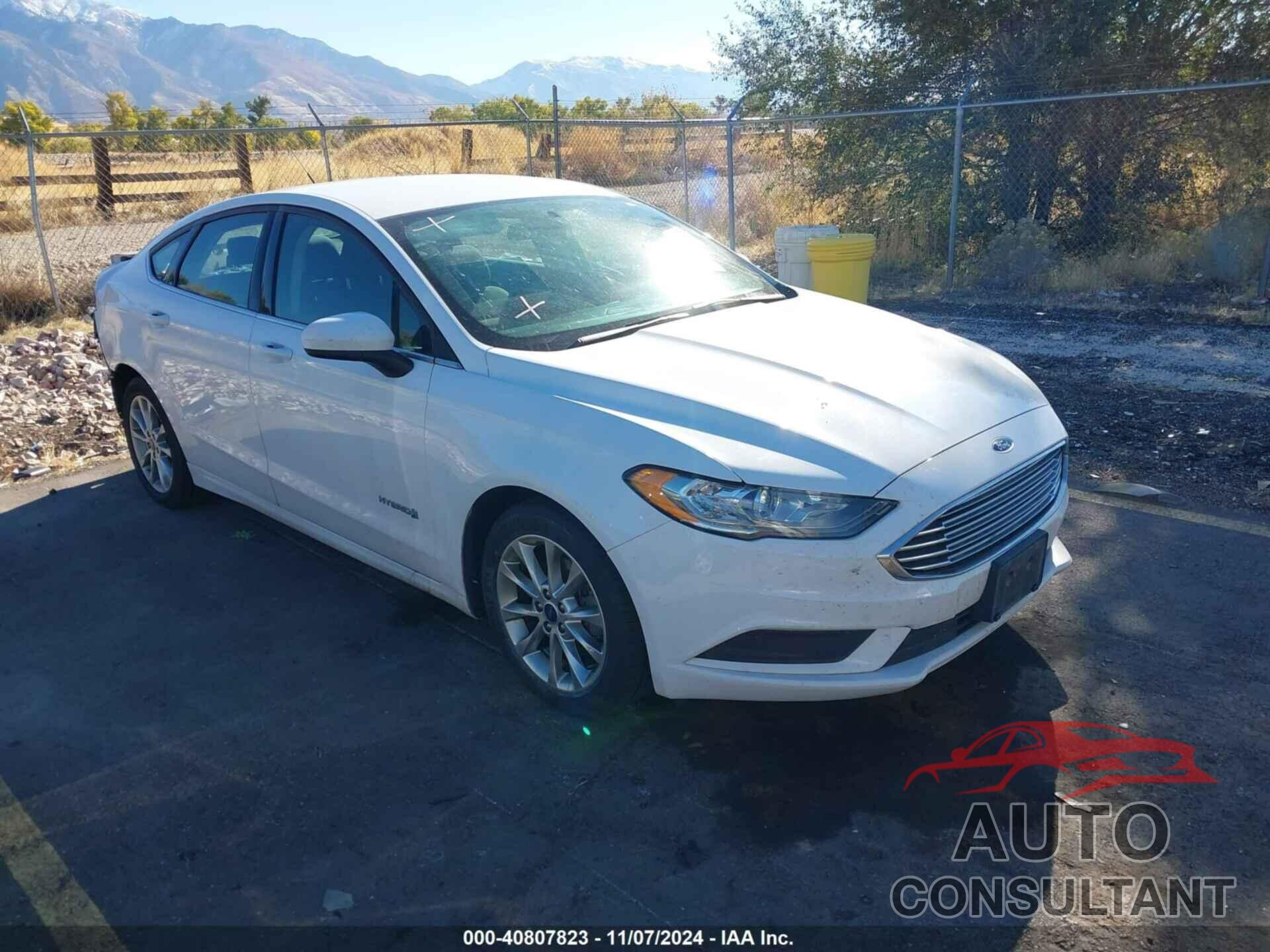 FORD FUSION HYBRID 2017 - 3FA6P0LU2HR316344