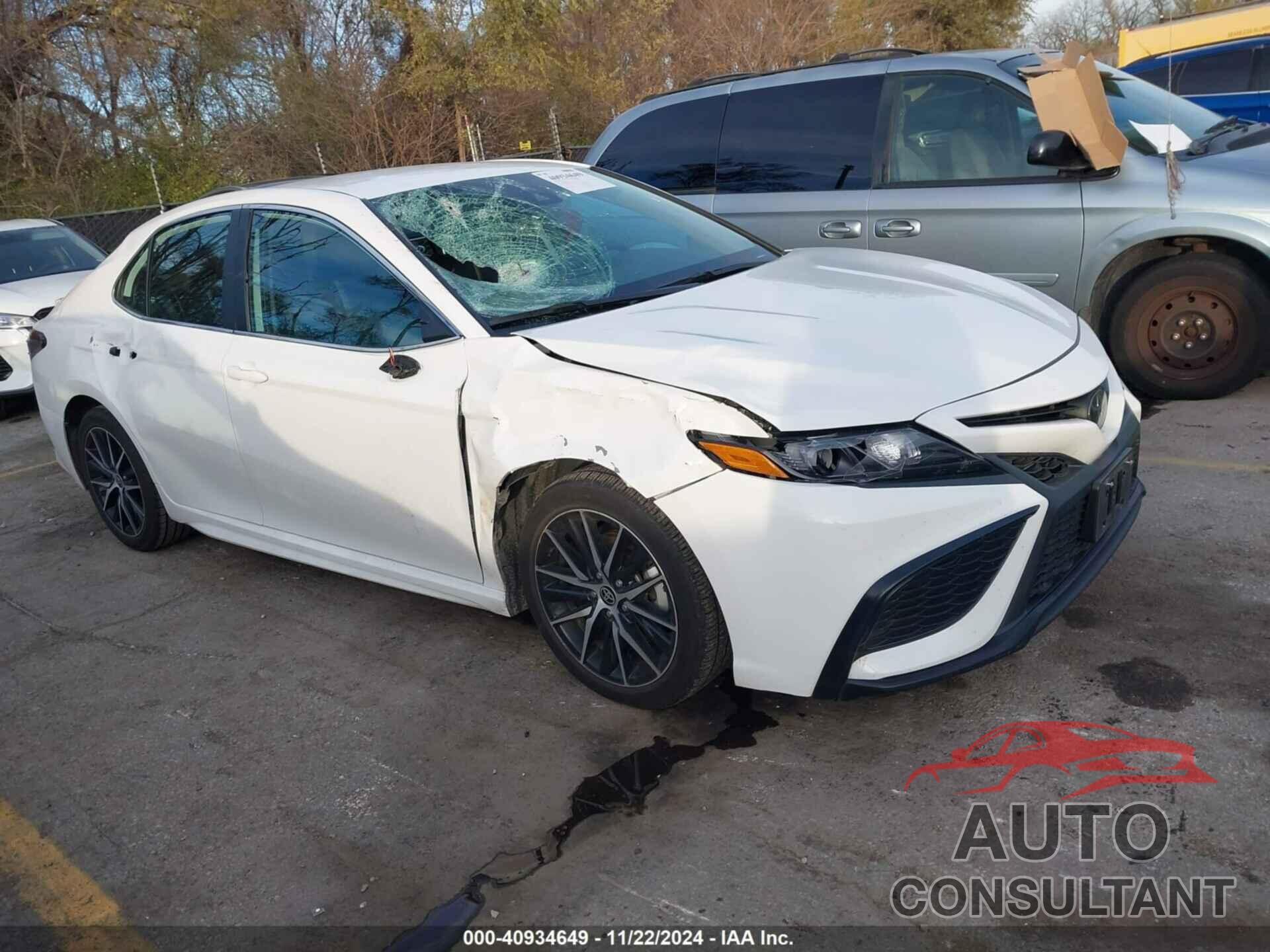 TOYOTA CAMRY 2023 - 4T1G11AK9PU755633