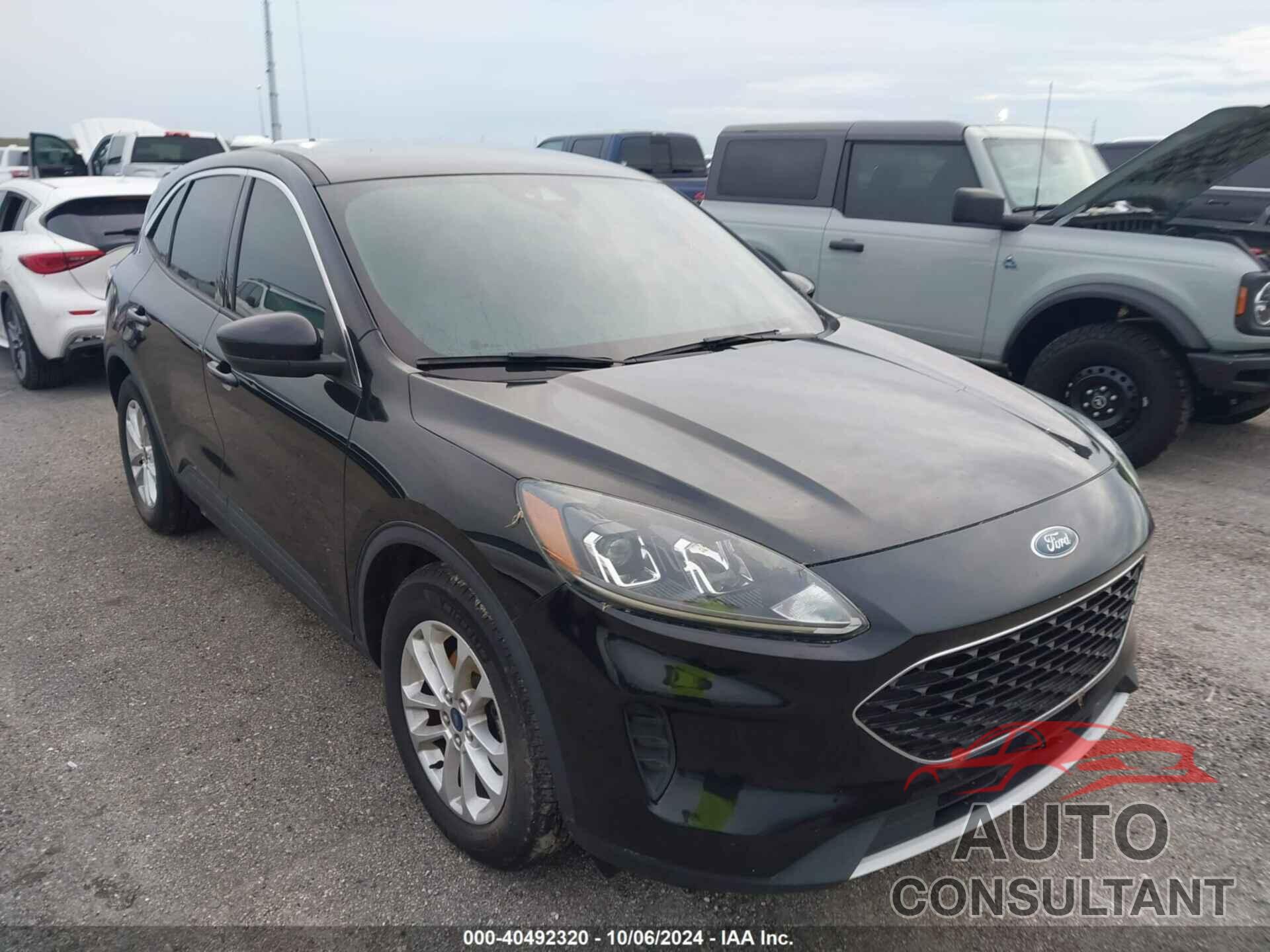 FORD ESCAPE 2020 - 1FMCU0G64LUA12558