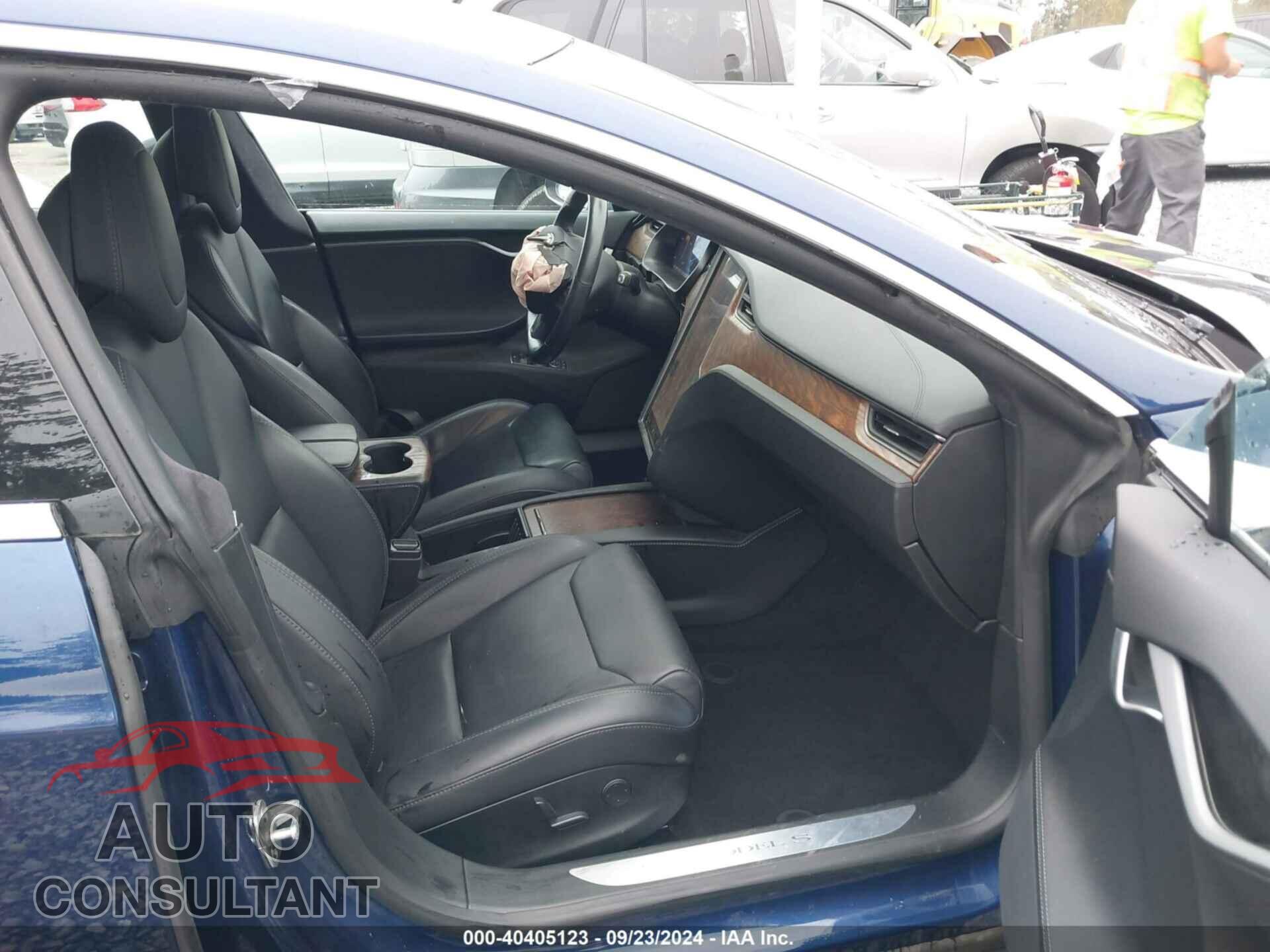TESLA MODEL S 2018 - 5YJSA1E29JF260258