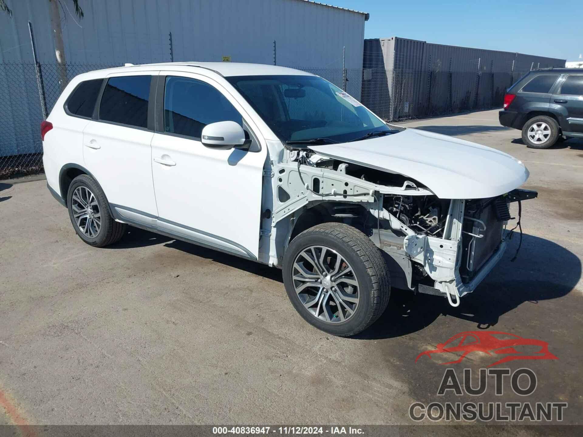 MITSUBISHI OUTLANDER 2018 - JA4AD3A34JZ042844