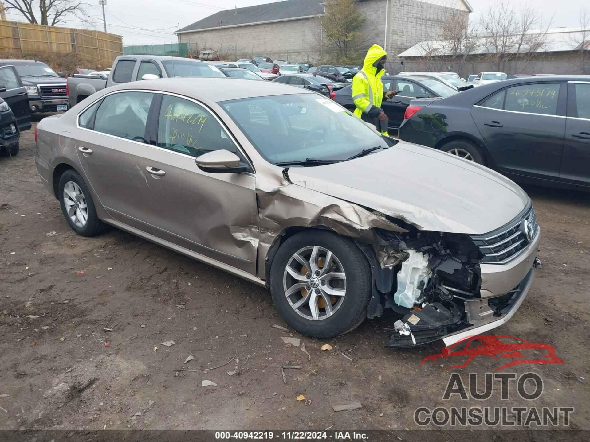 VOLKSWAGEN PASSAT 2016 - 1VWAT7A37GC022337